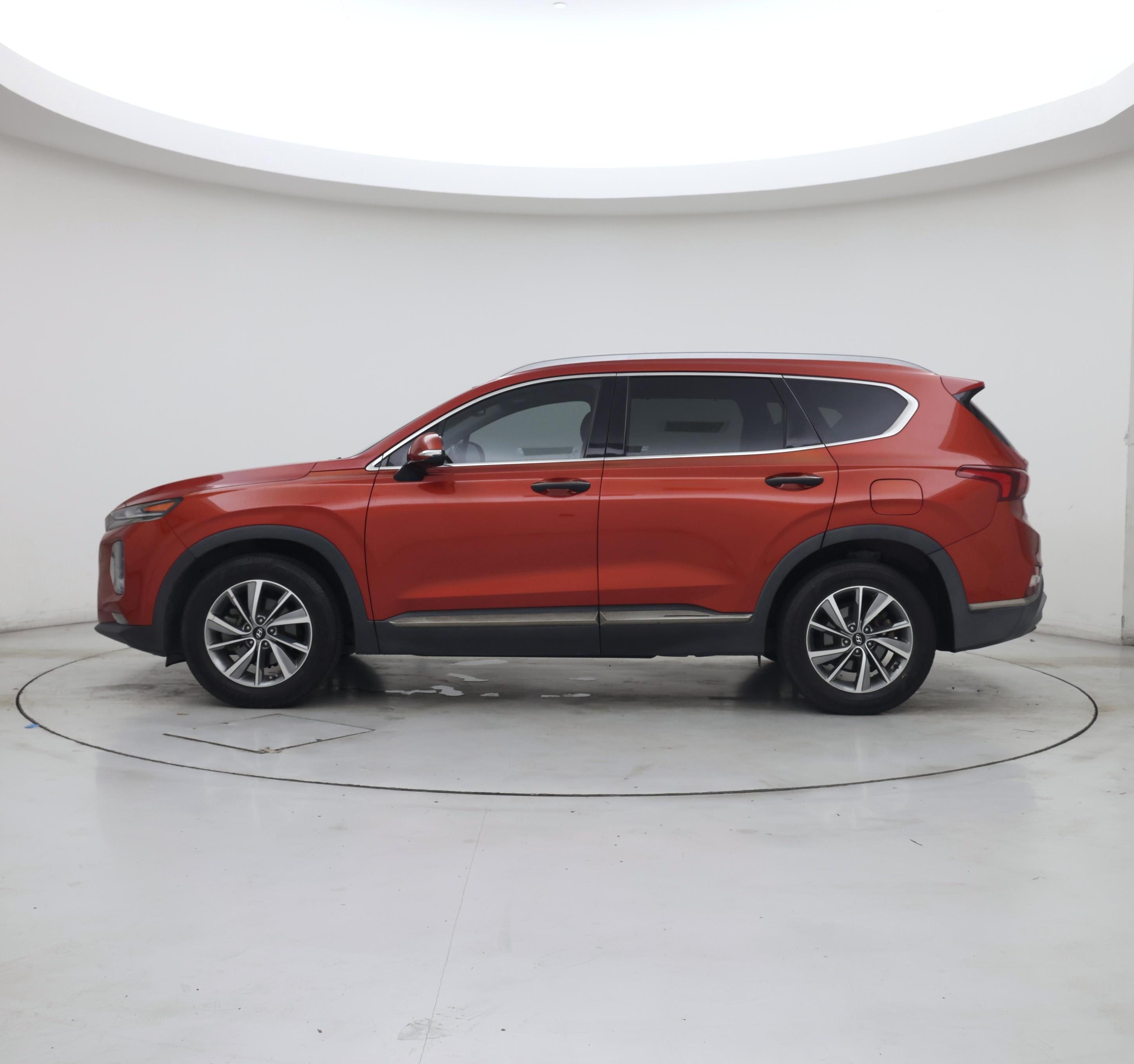 Thumbnail: 2019 Hyundai Santa Fe - 3
