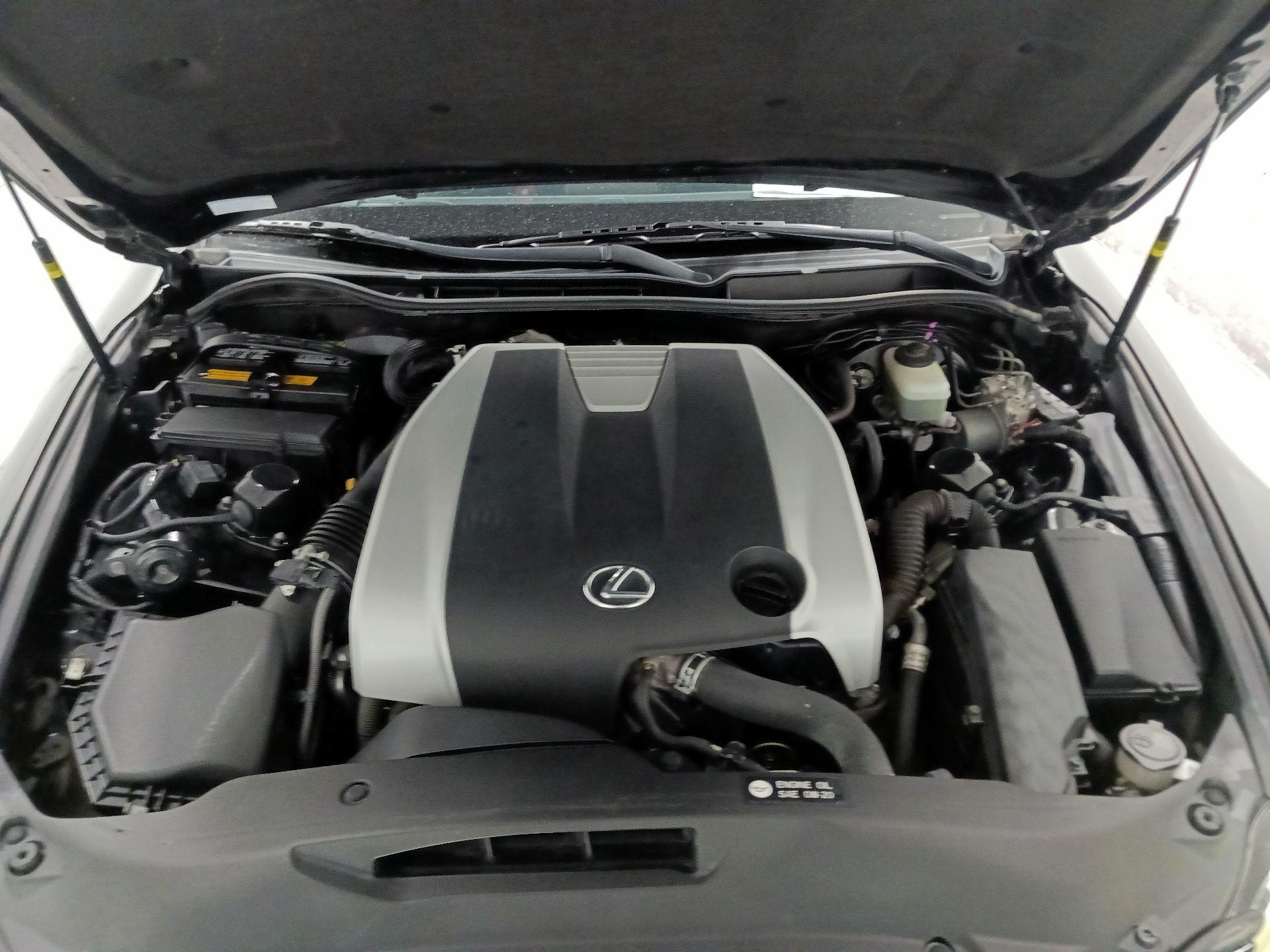 Thumbnail: 2014 Lexus IS - 17
