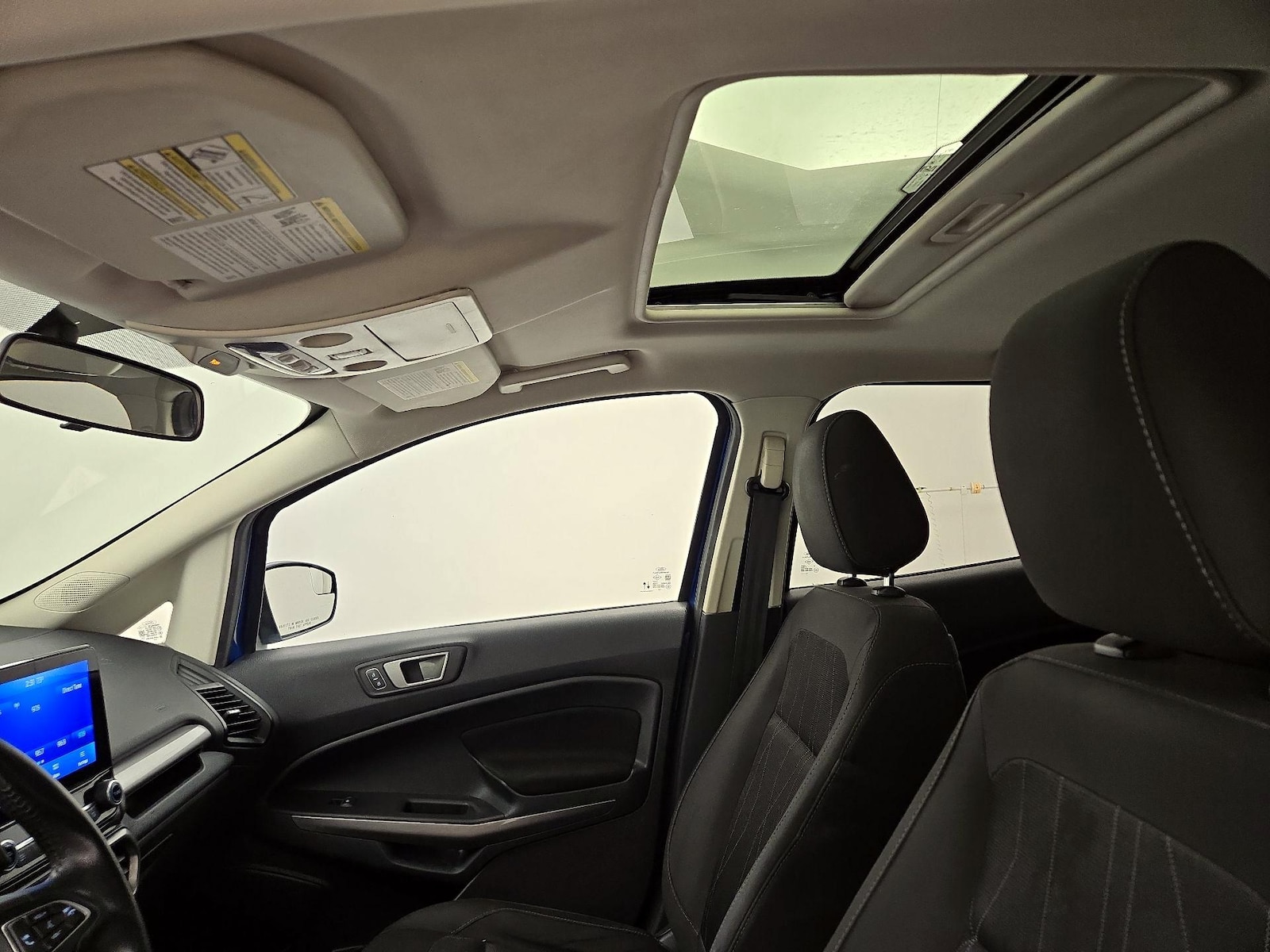 Sunroof(s) & Overhead Airbags