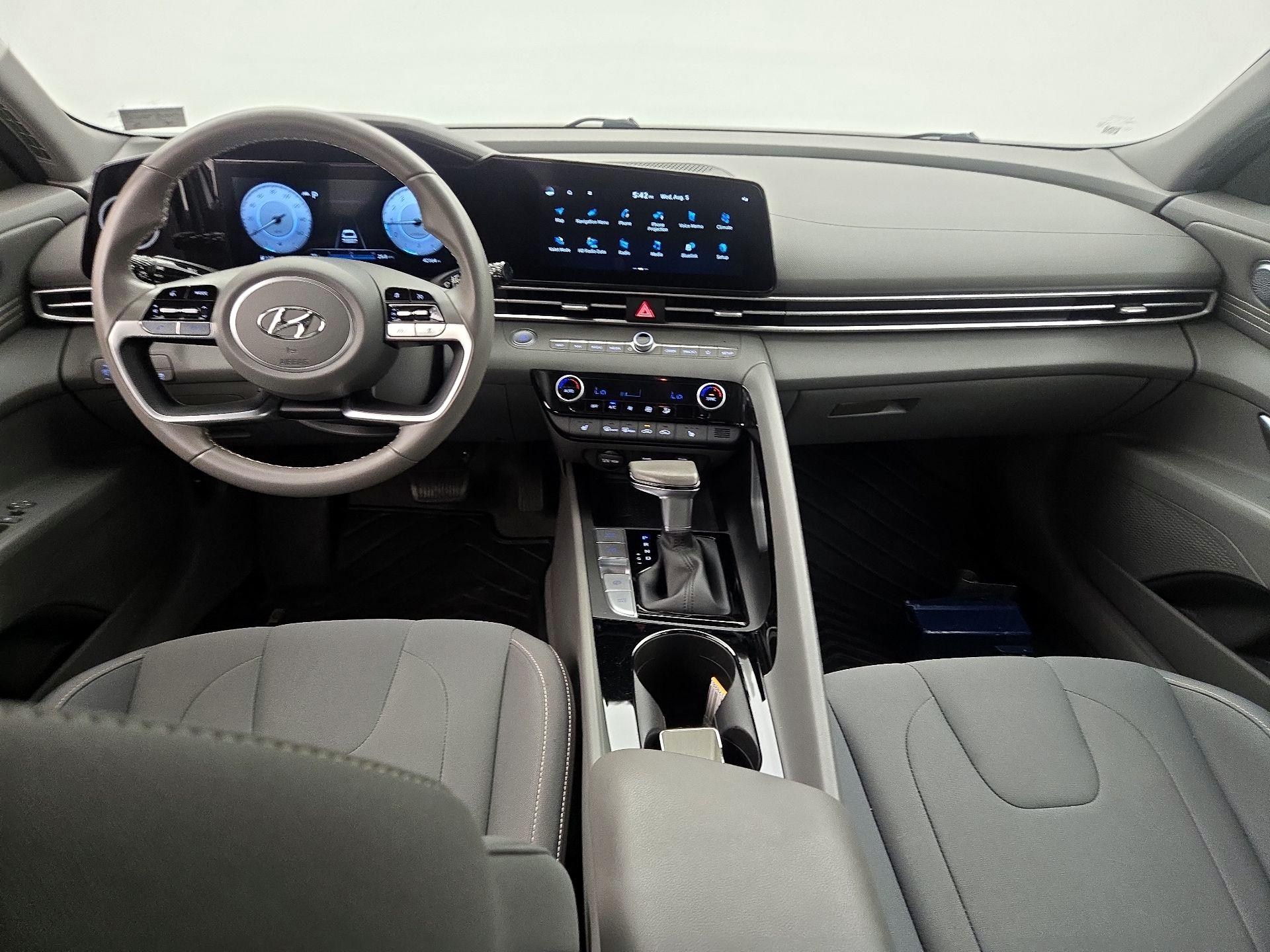 Thumbnail: 2023 Hyundai Elantra - 9