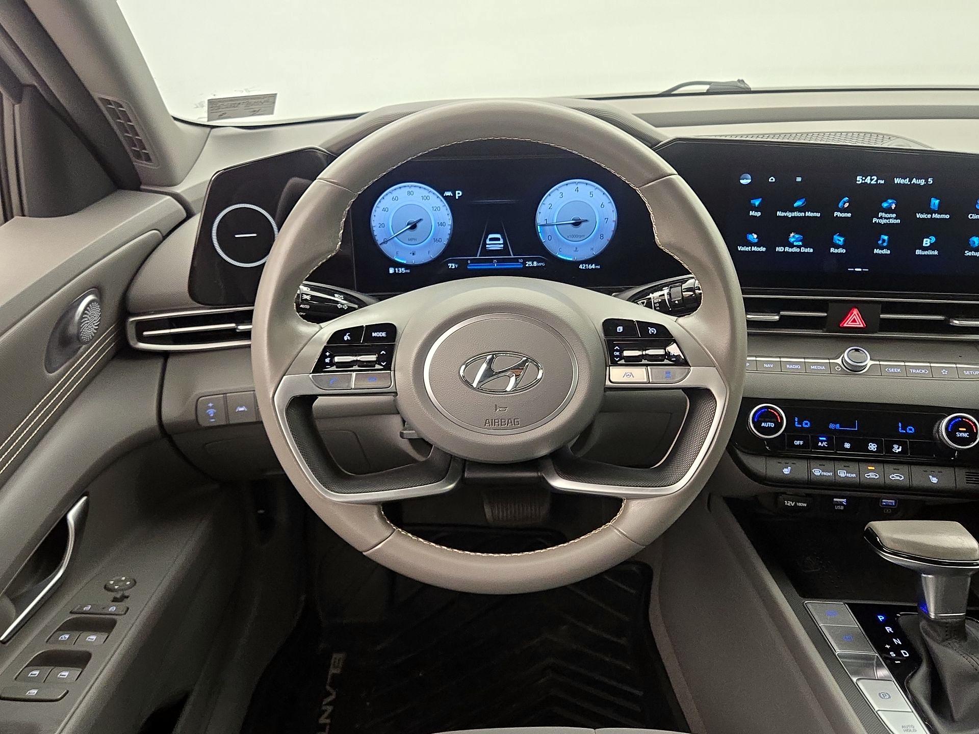 Thumbnail: 2023 Hyundai Elantra - 10