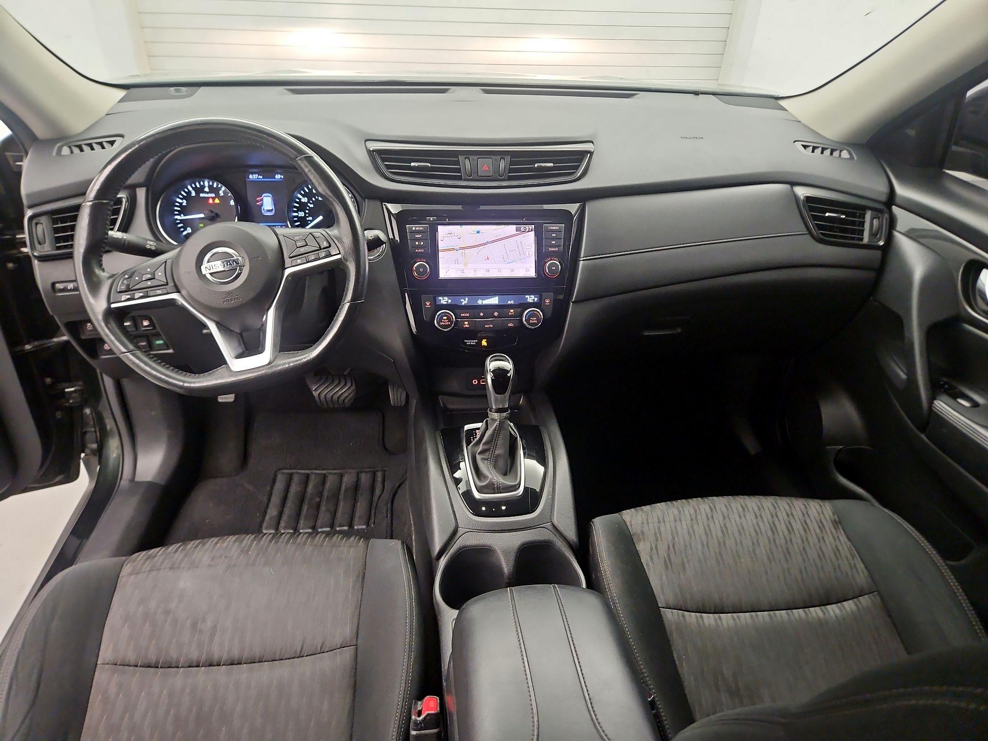Thumbnail: 2018 Nissan Rogue - 9