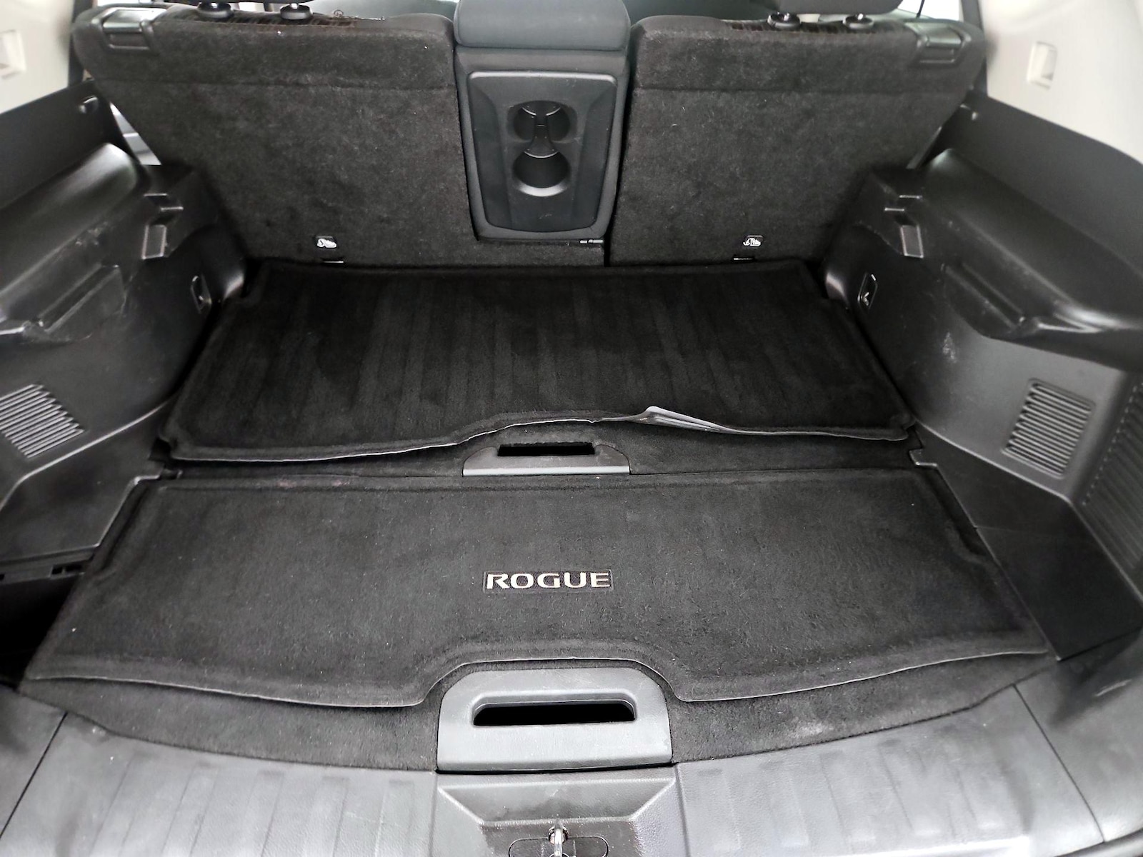 2018 Nissan Rogue SV - Photo 22