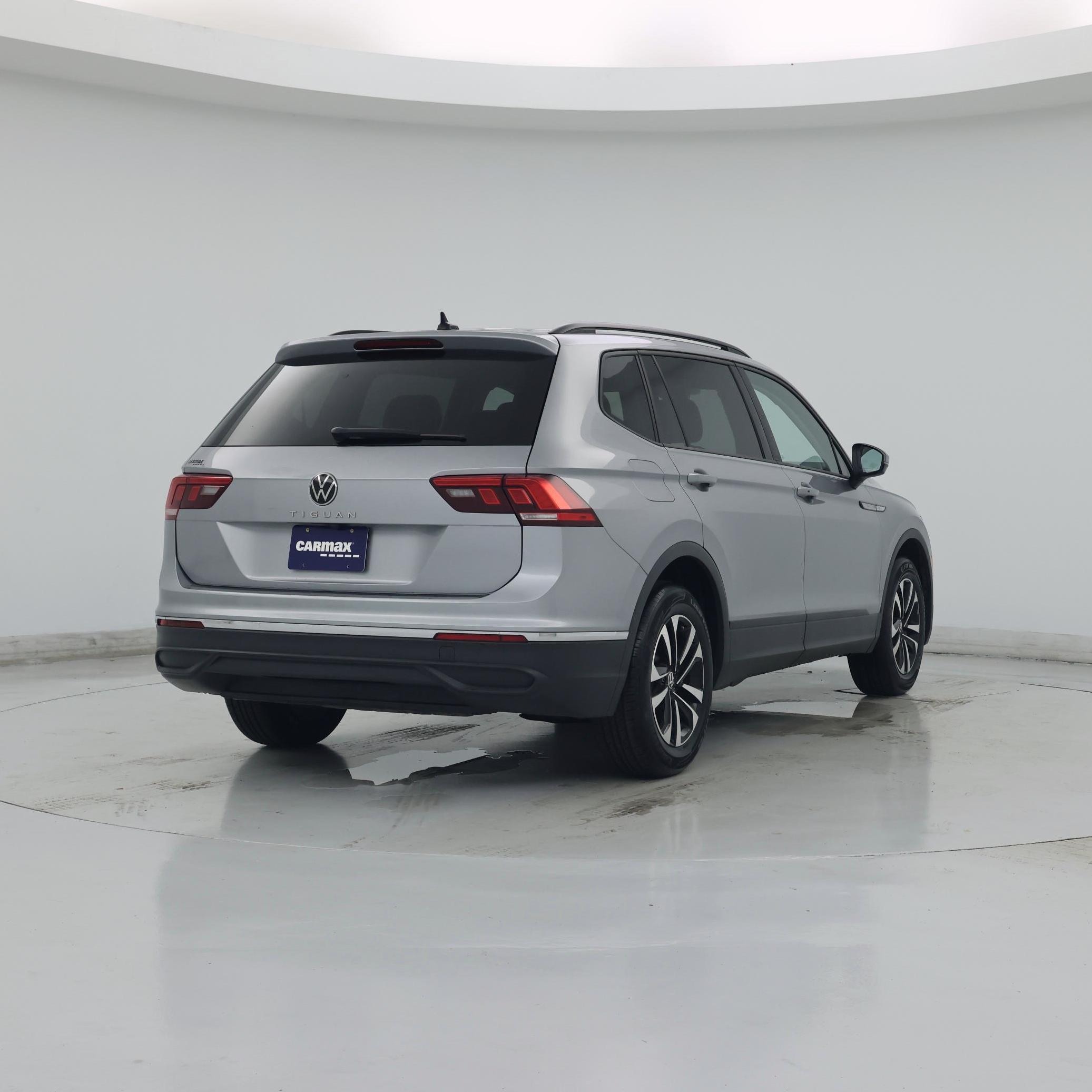 Thumbnail: 2024 Volkswagen Tiguan - 8