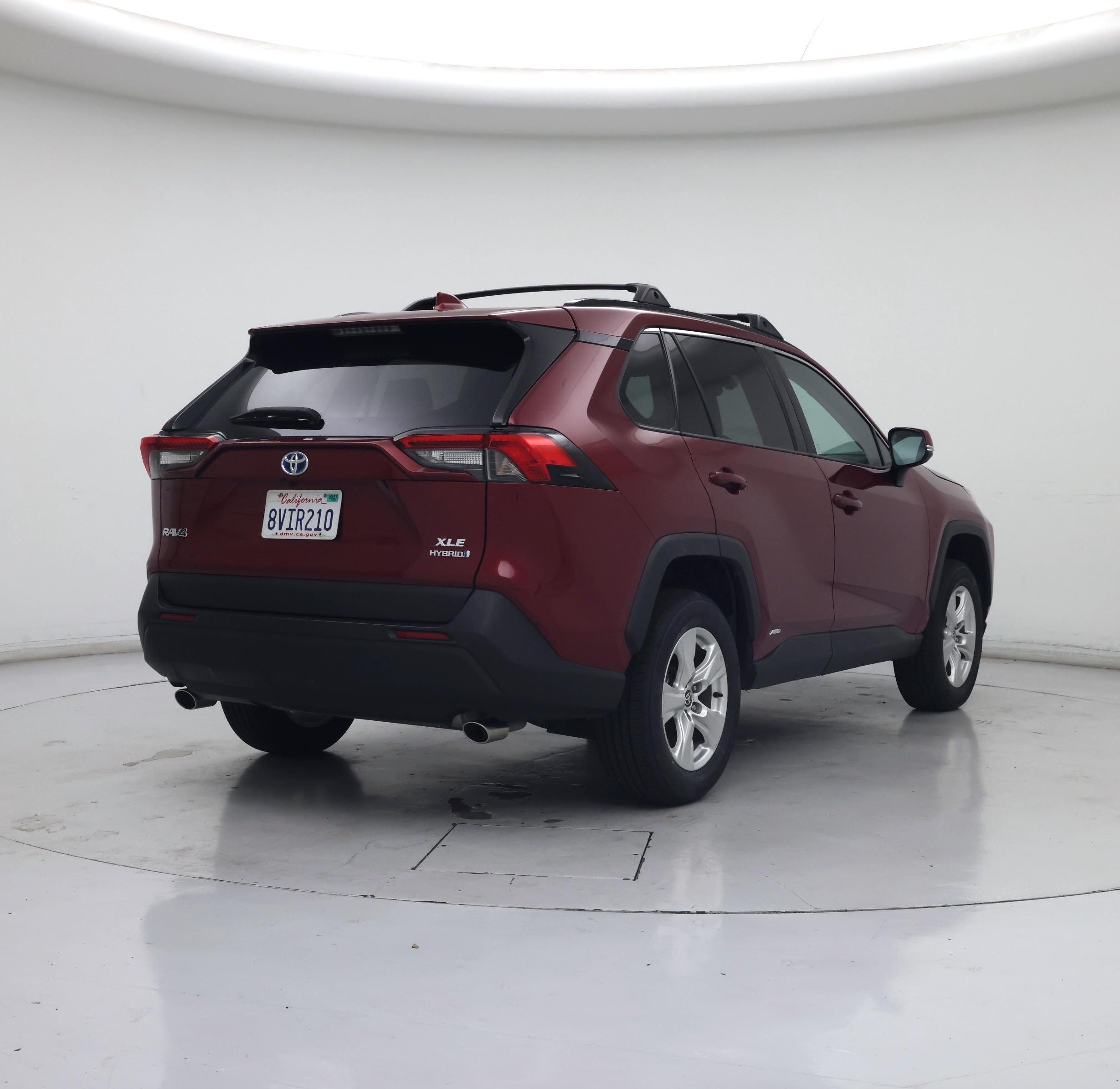 Thumbnail: 2021 Toyota RAV4 - 8