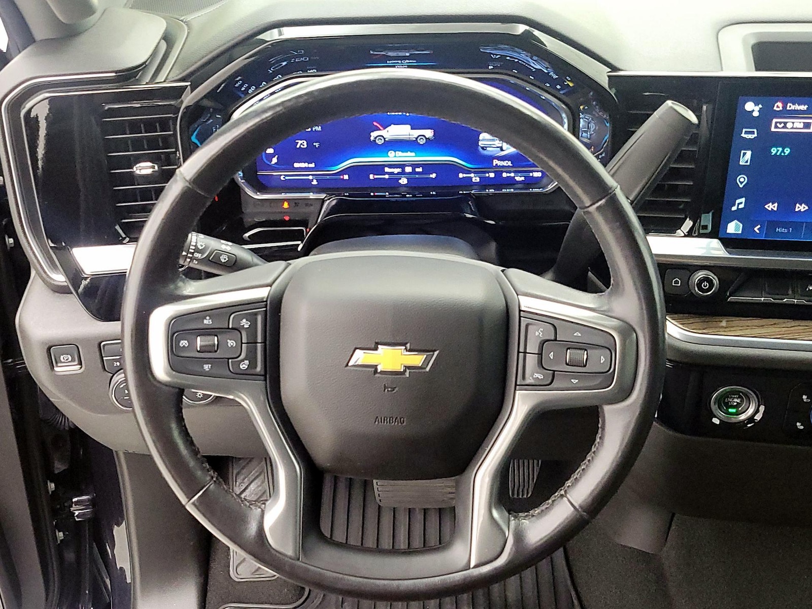 2022 Chevrolet Silverado 1500 LT - Photo 11