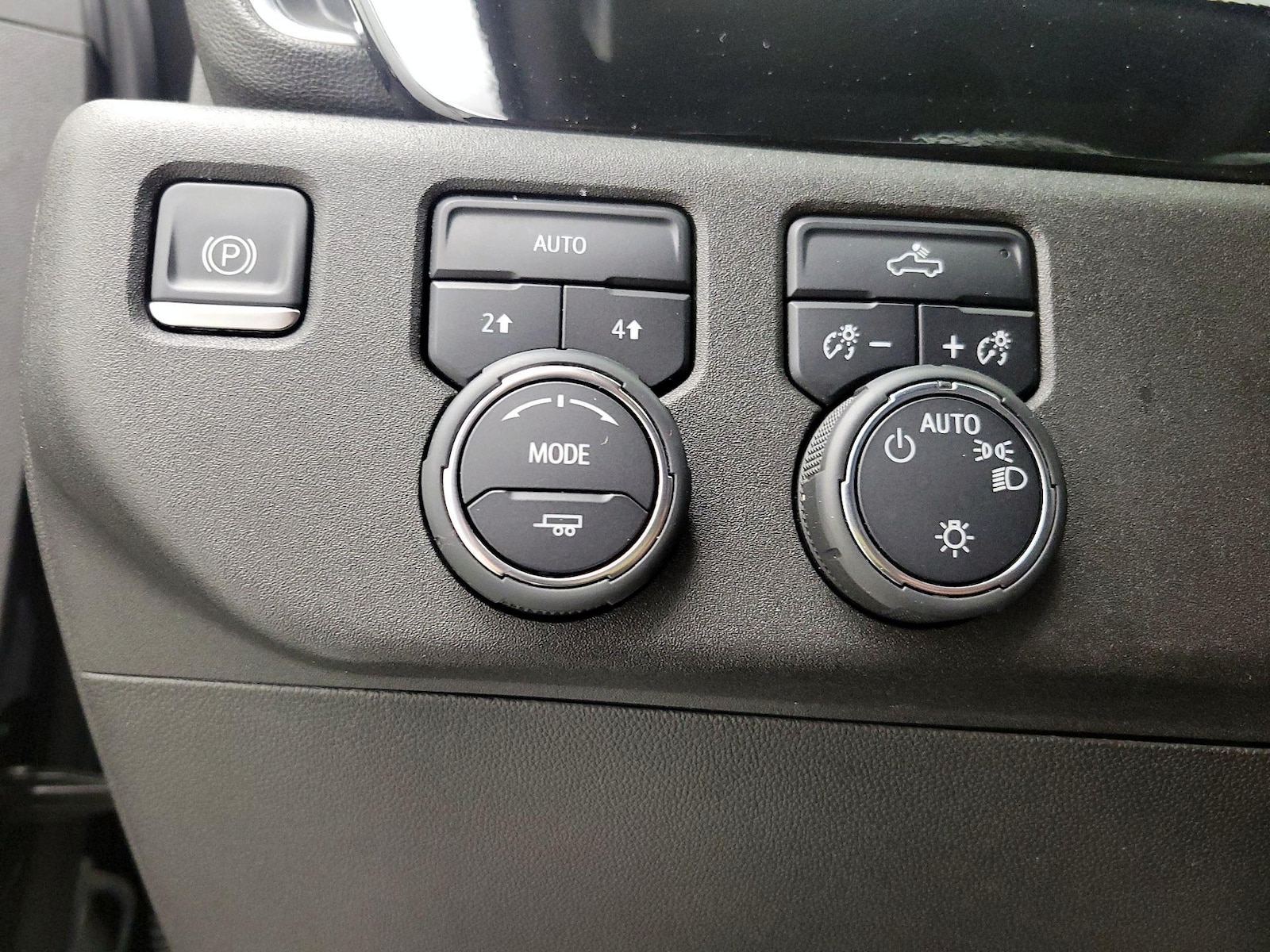 2022 Chevrolet Silverado 1500 LT - Photo 14