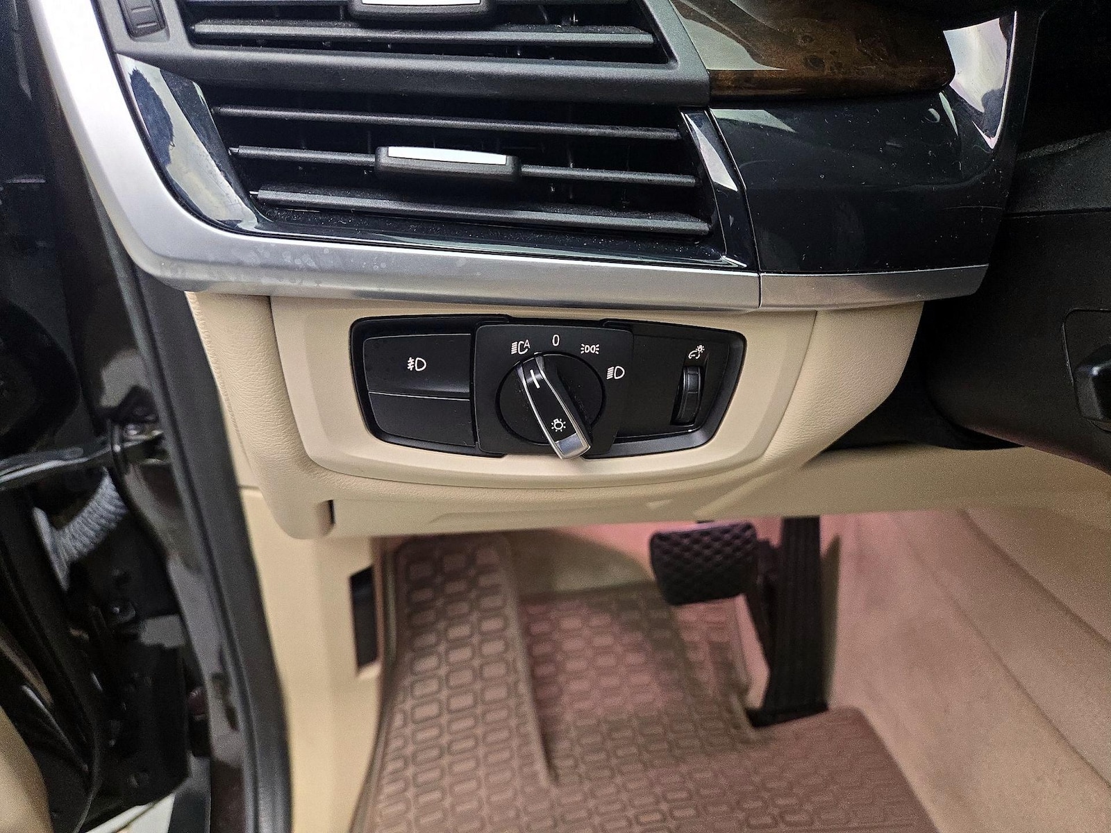 2015 BMW X5 xDrive35i - Photo 14