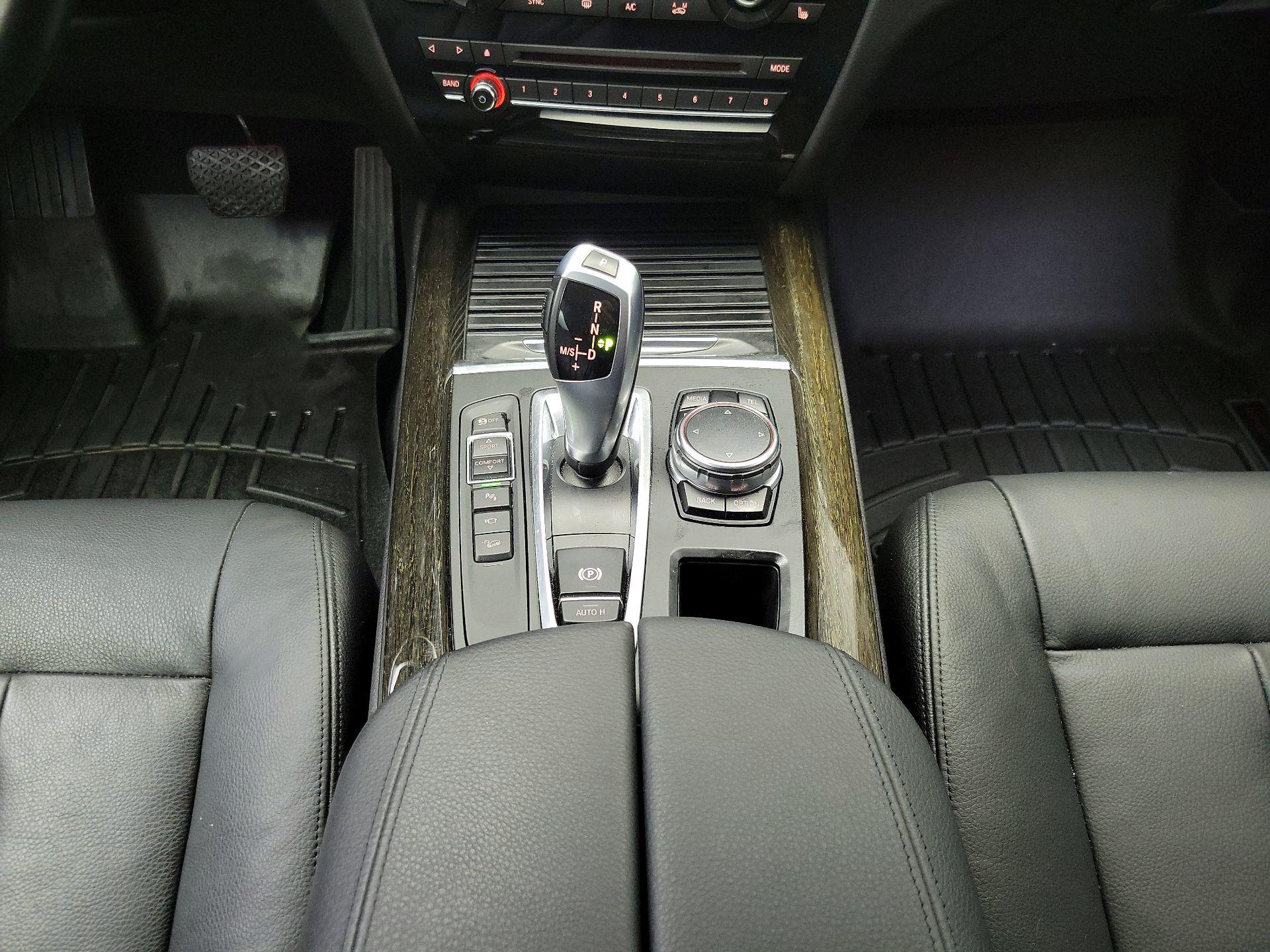 Thumbnail: 2016 BMW X5 - 18
