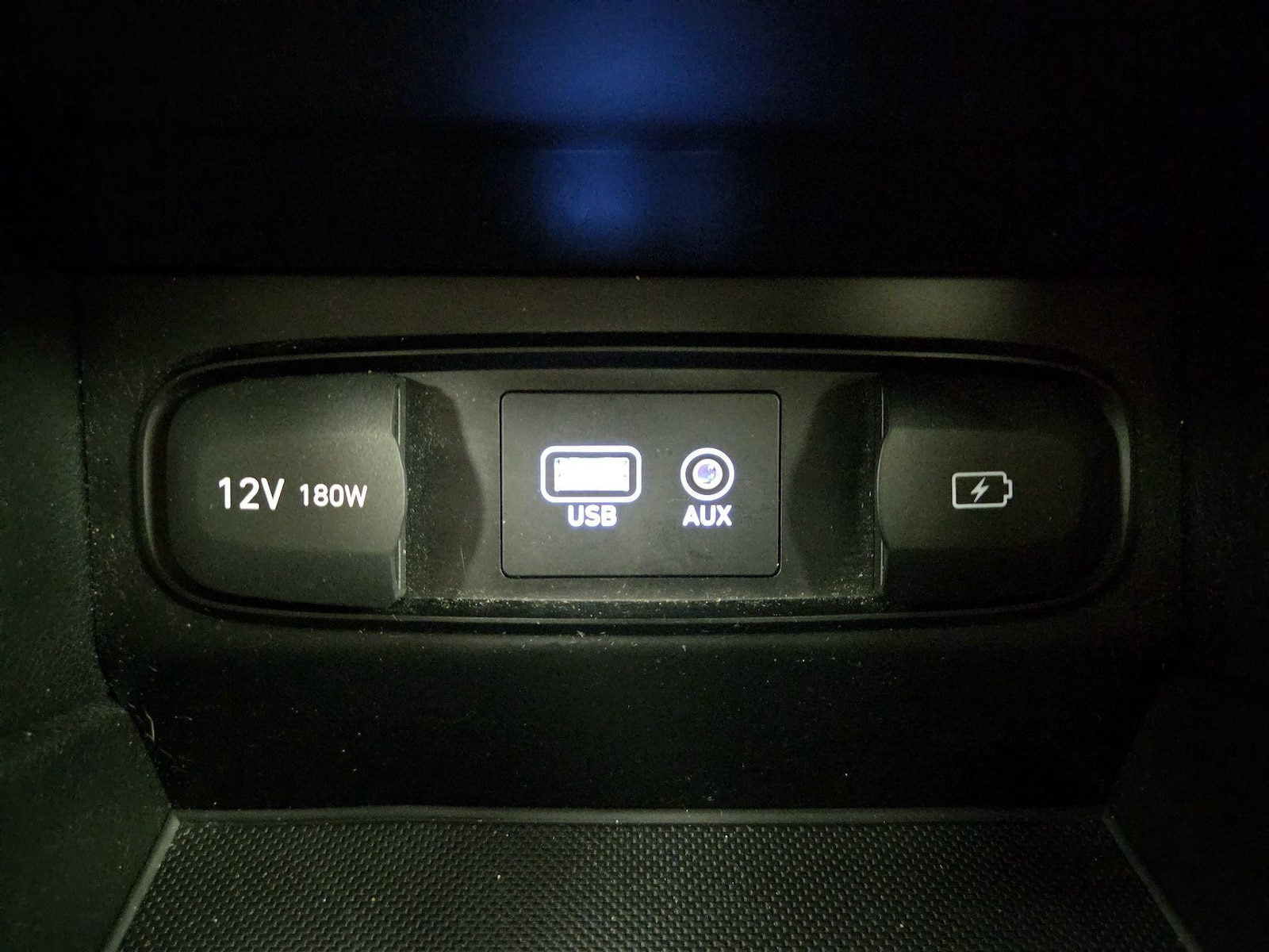 2020 Hyundai Santa Fe SEL - Photo 19