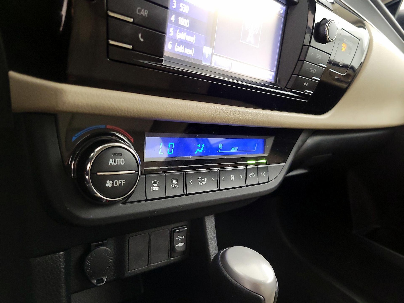 2014 Toyota Corolla LE Eco Plus - Photo 17