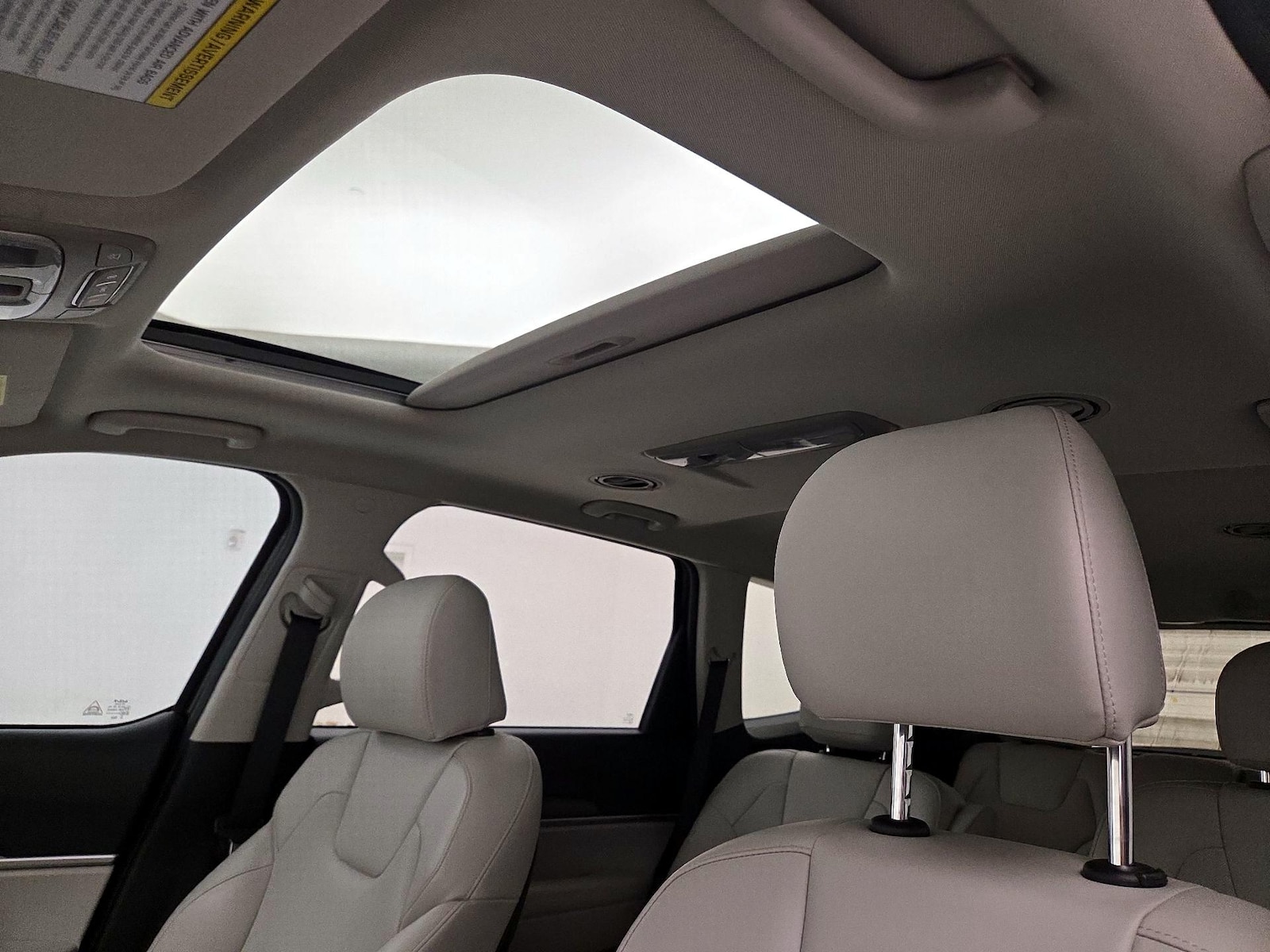 2022 Kia Telluride S - Photo 21