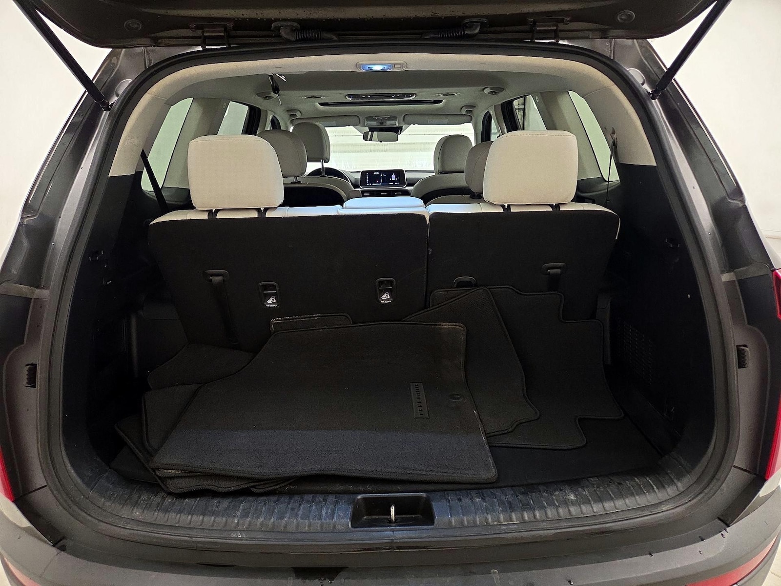 2022 Kia Telluride S - Photo 24
