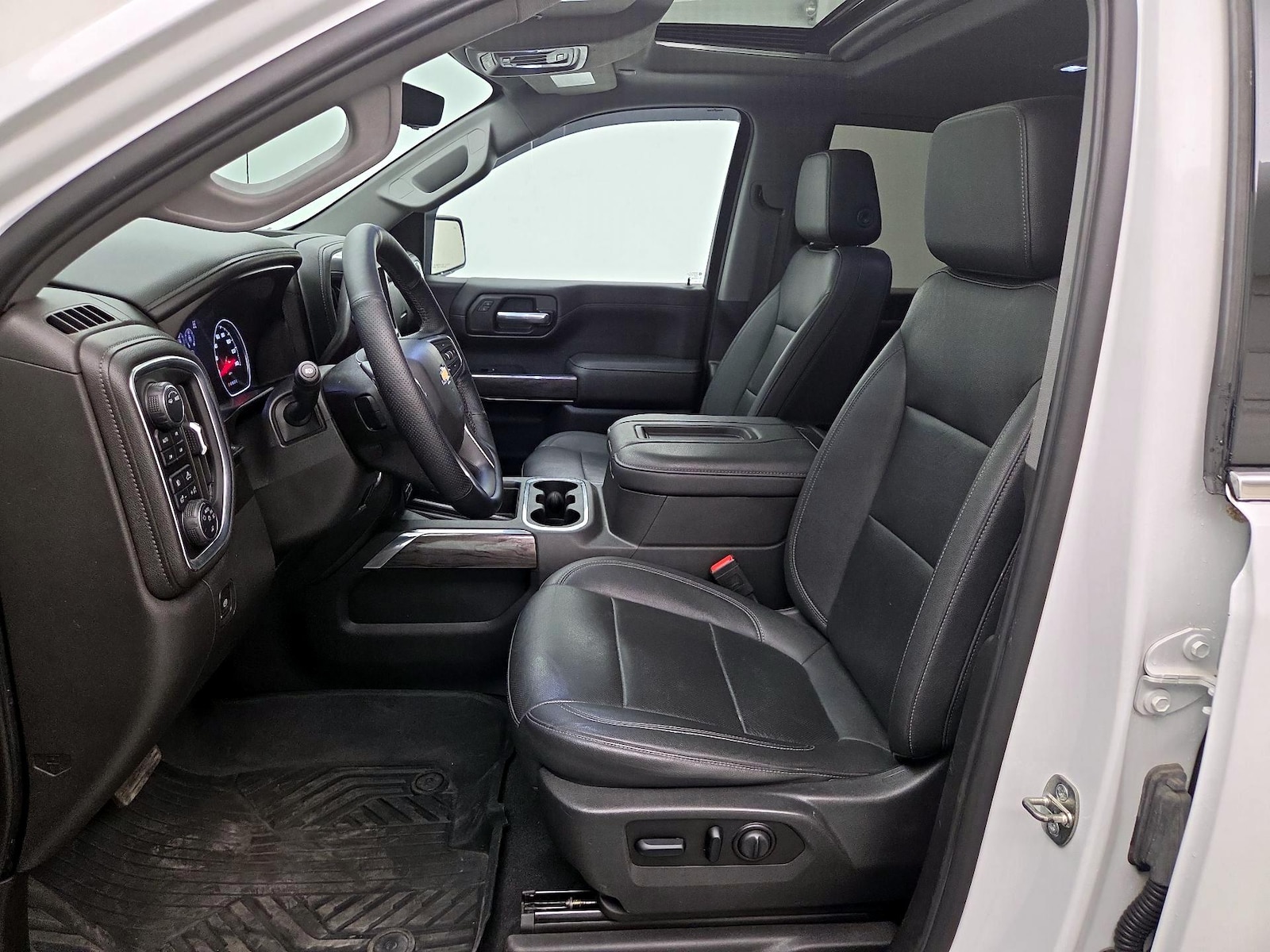 2021 Chevrolet Silverado 1500 LTZ - Photo 12