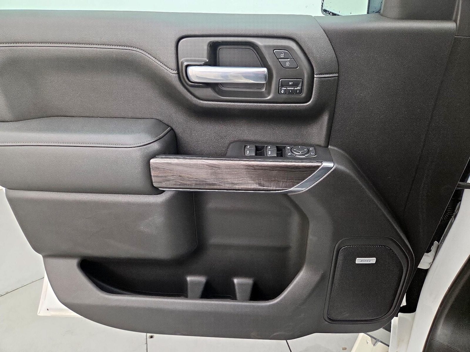 2021 Chevrolet Silverado 1500 LTZ - Photo 13