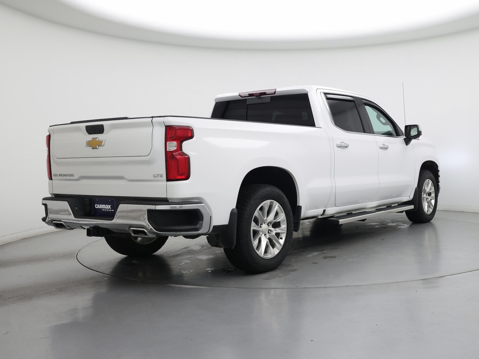 2021 Chevrolet Silverado 1500 LTZ - Photo 9