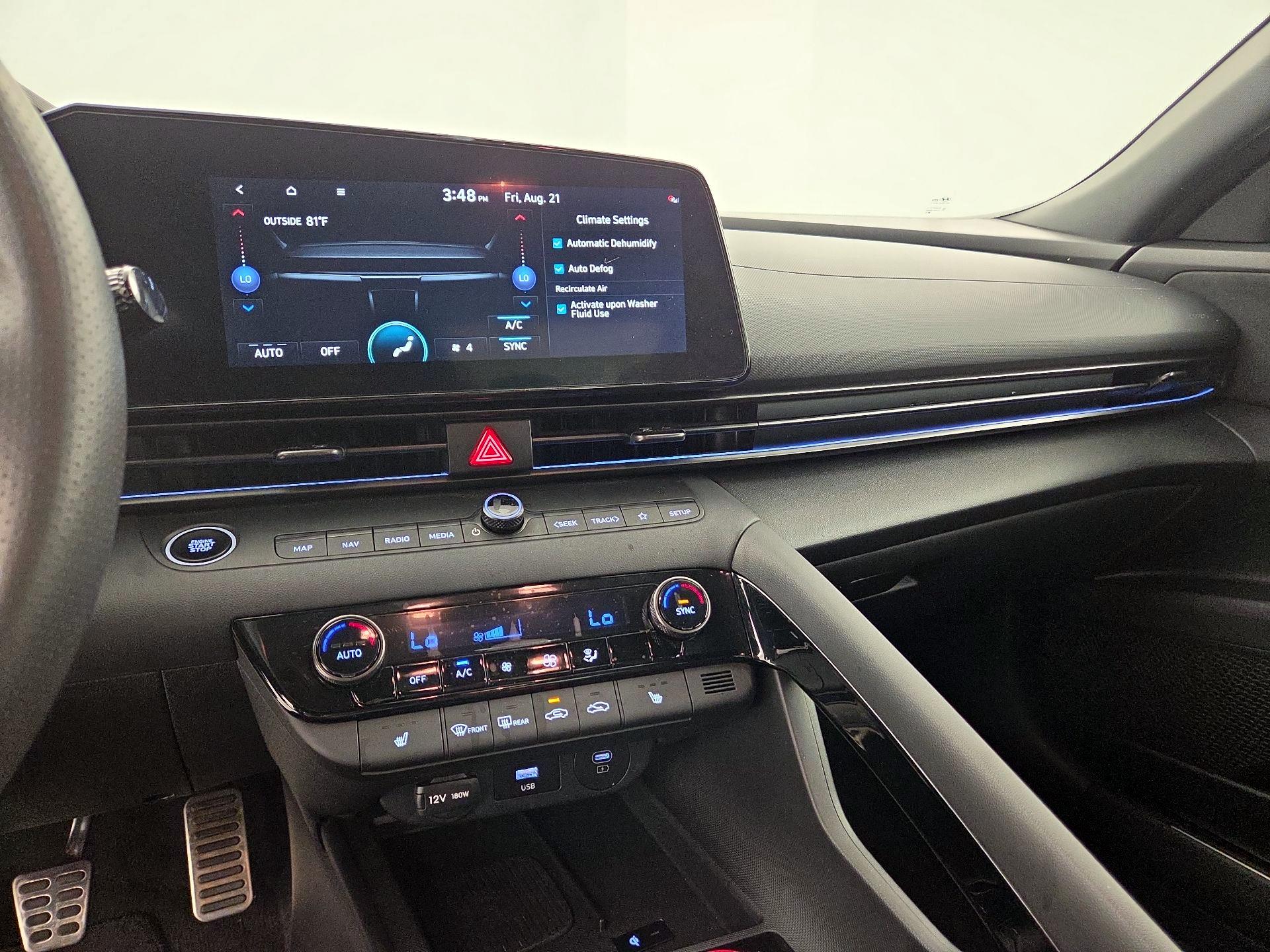 Thumbnail: 2025 Hyundai Elantra - 17