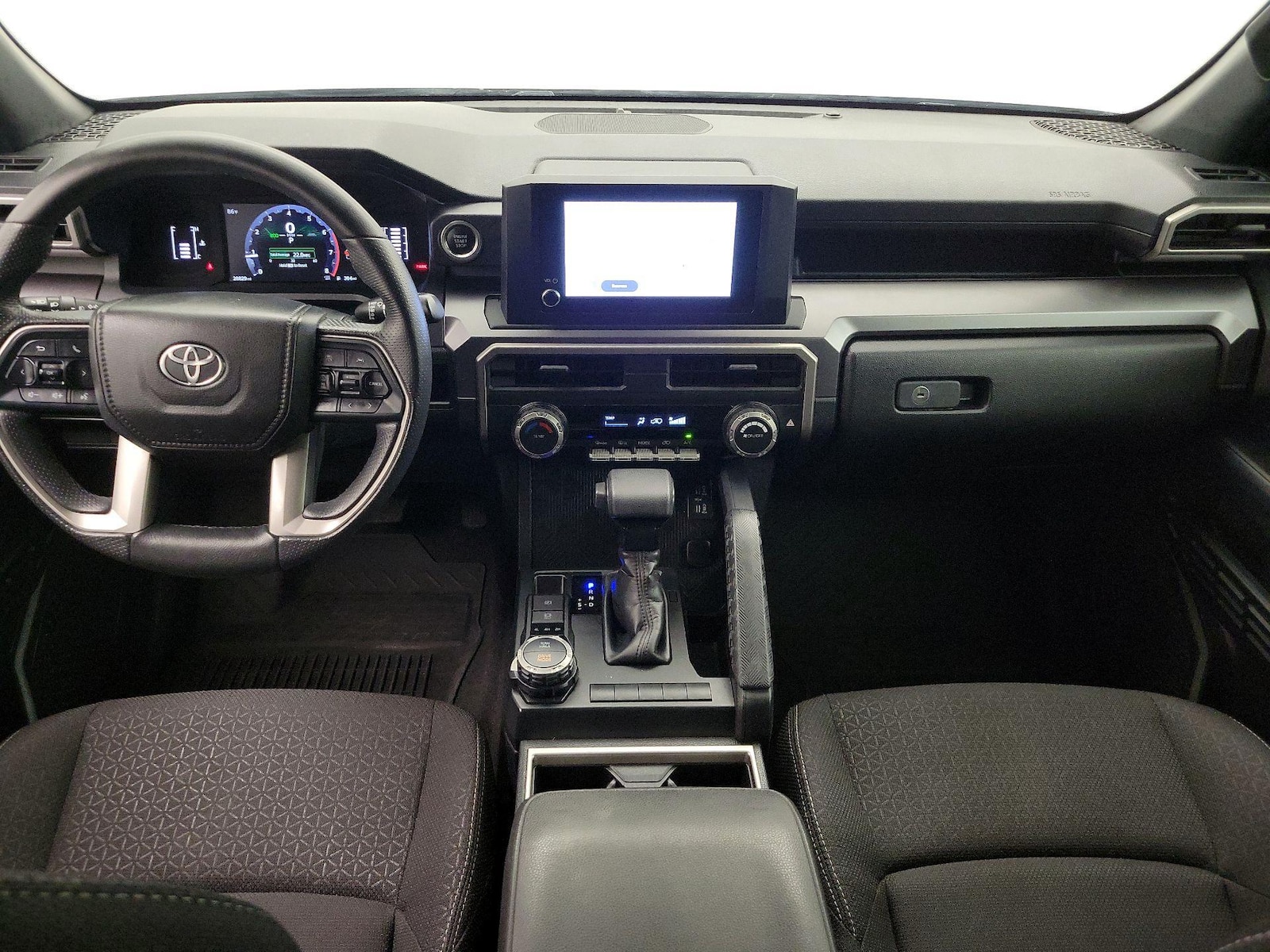 2025 Toyota 4Runner SR5 - Photo 10