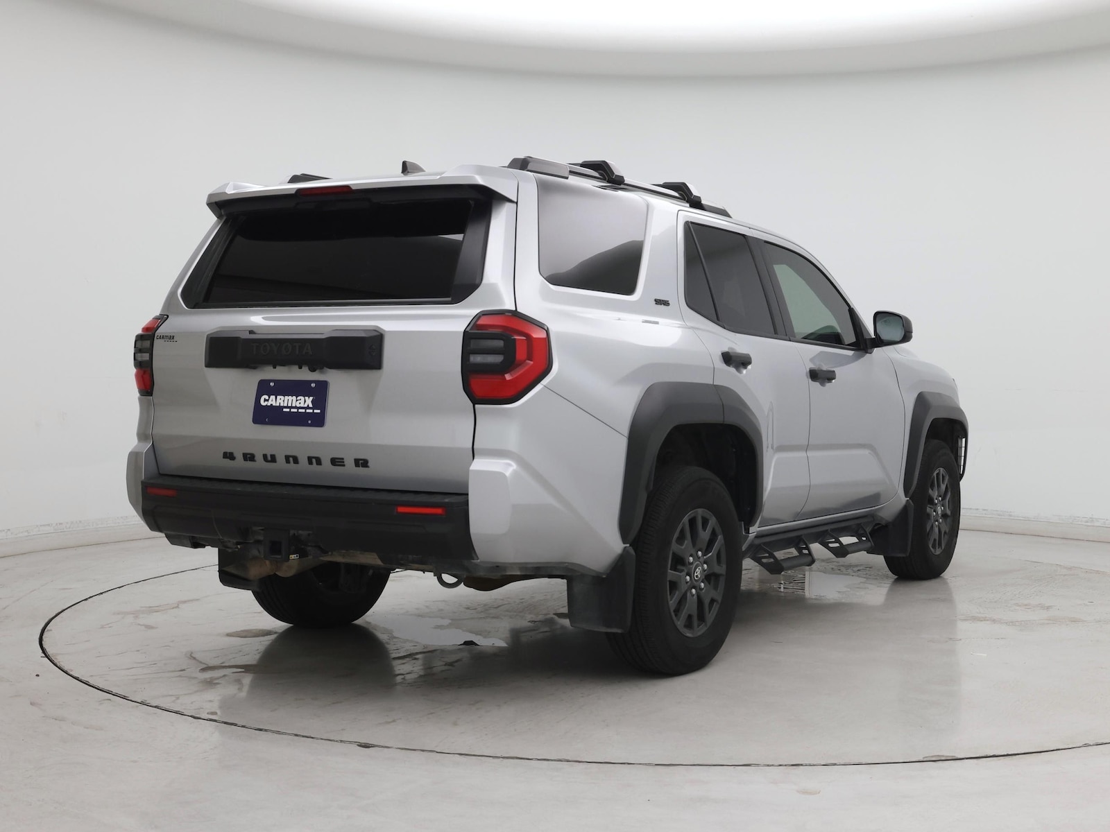 2025 Toyota 4Runner SR5 - Photo 9