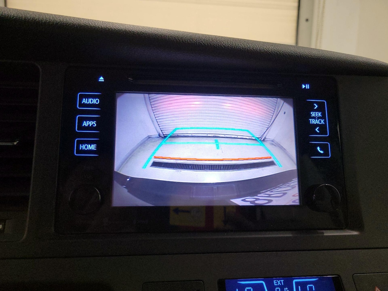 2017 Toyota Sienna LE - Photo 15