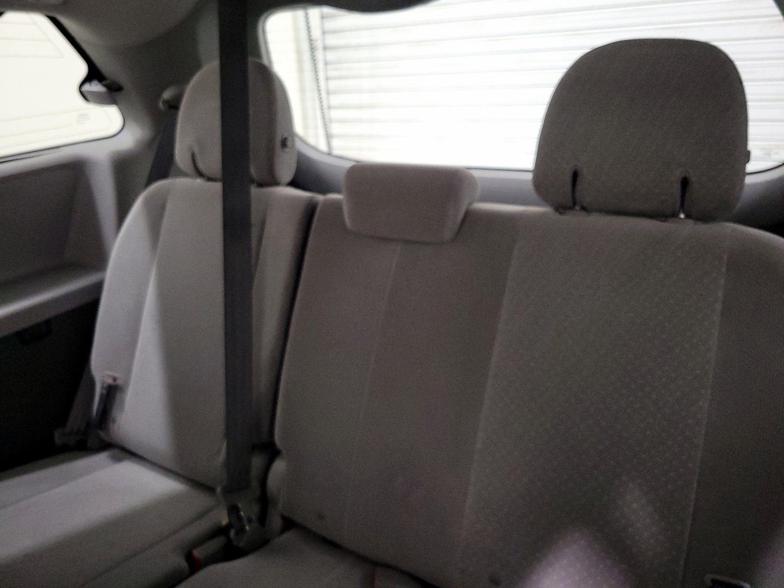 2017 Toyota Sienna LE - Photo 21