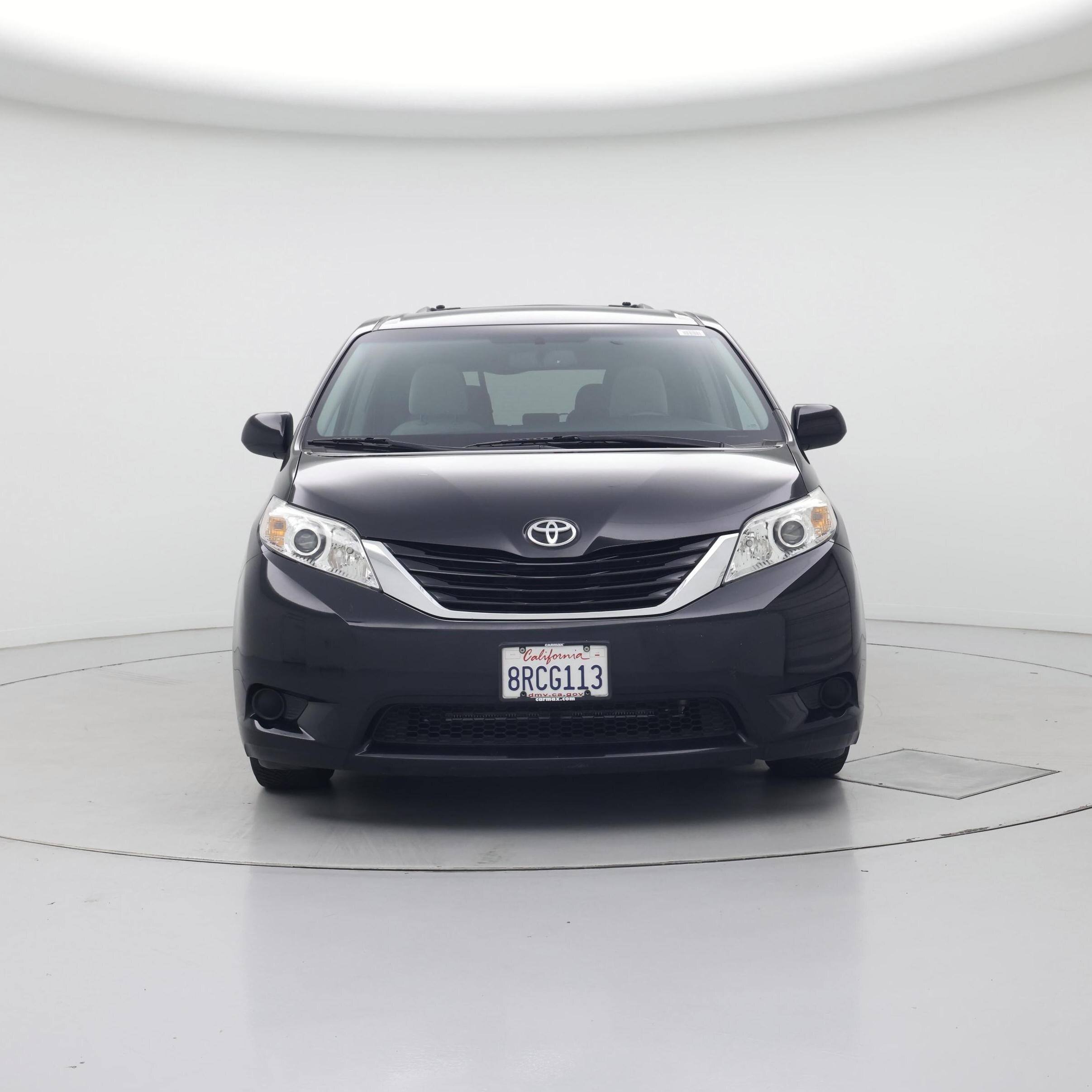 Thumbnail: 2017 Toyota Sienna - 5