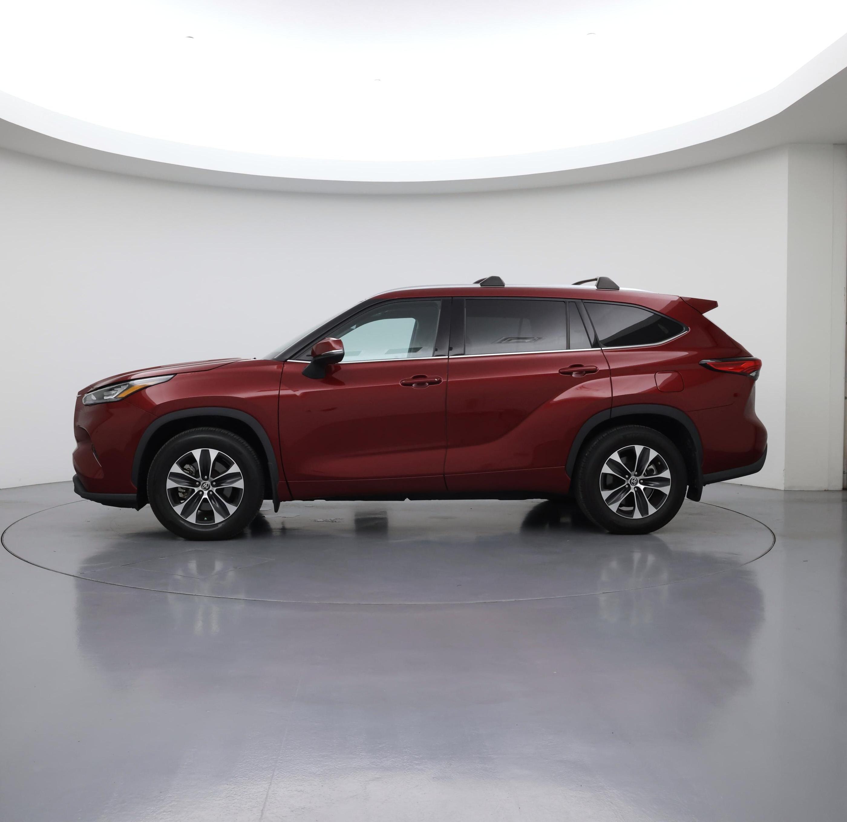 Thumbnail: 2020 Toyota Highlander - 3