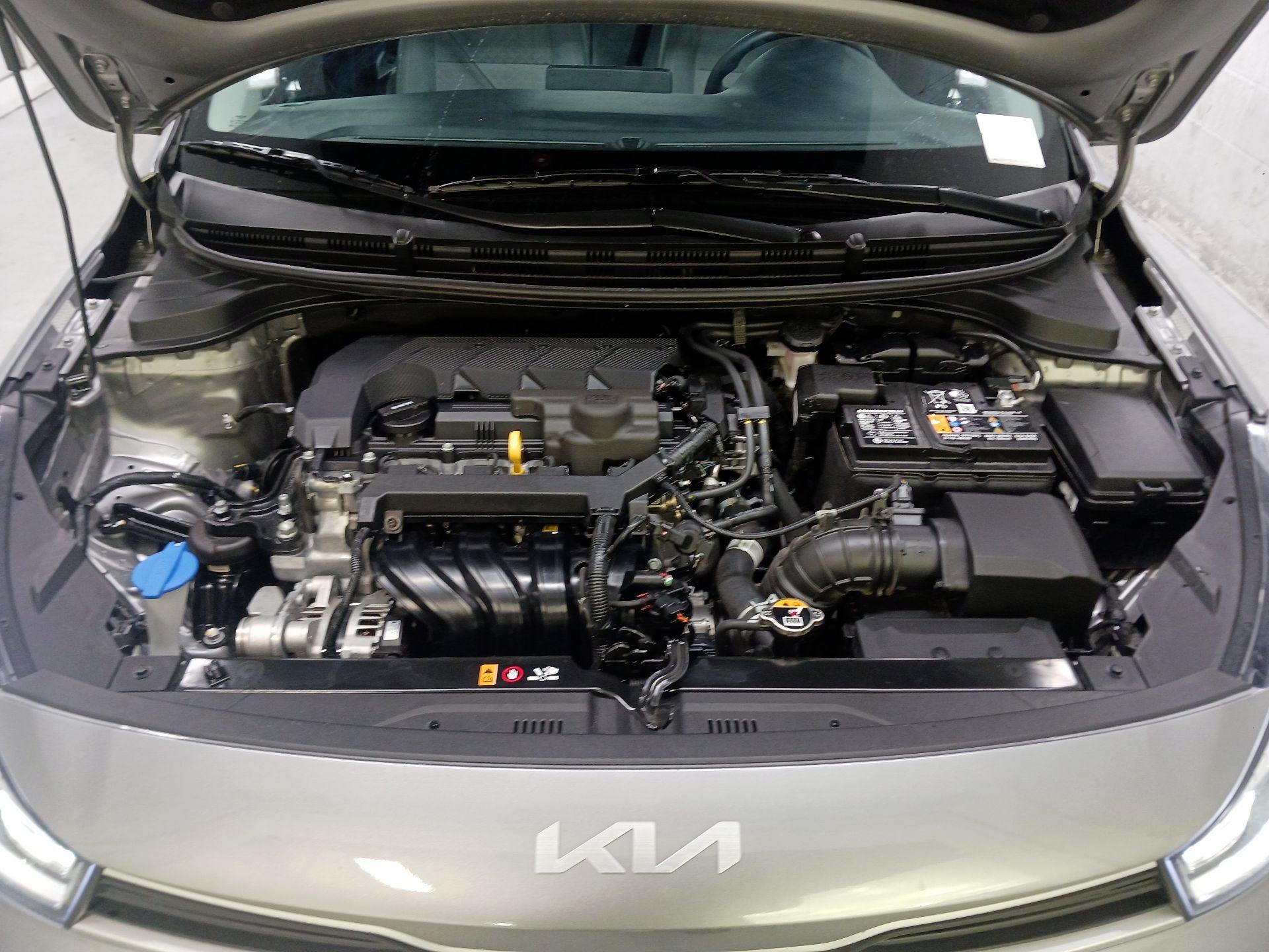 Thumbnail: 2023 Kia Rio - 15