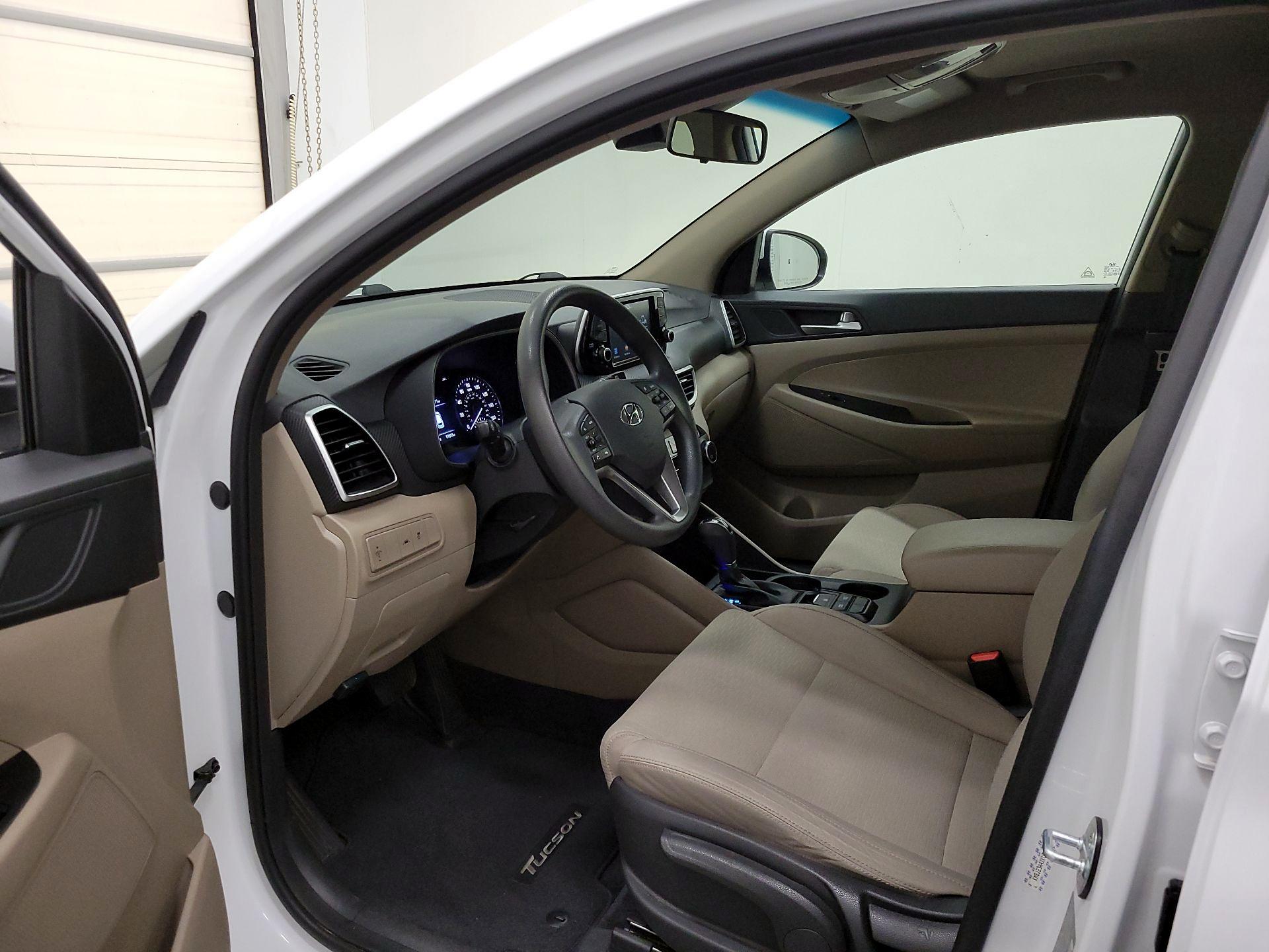 Thumbnail: 2019 Hyundai Tucson - 11