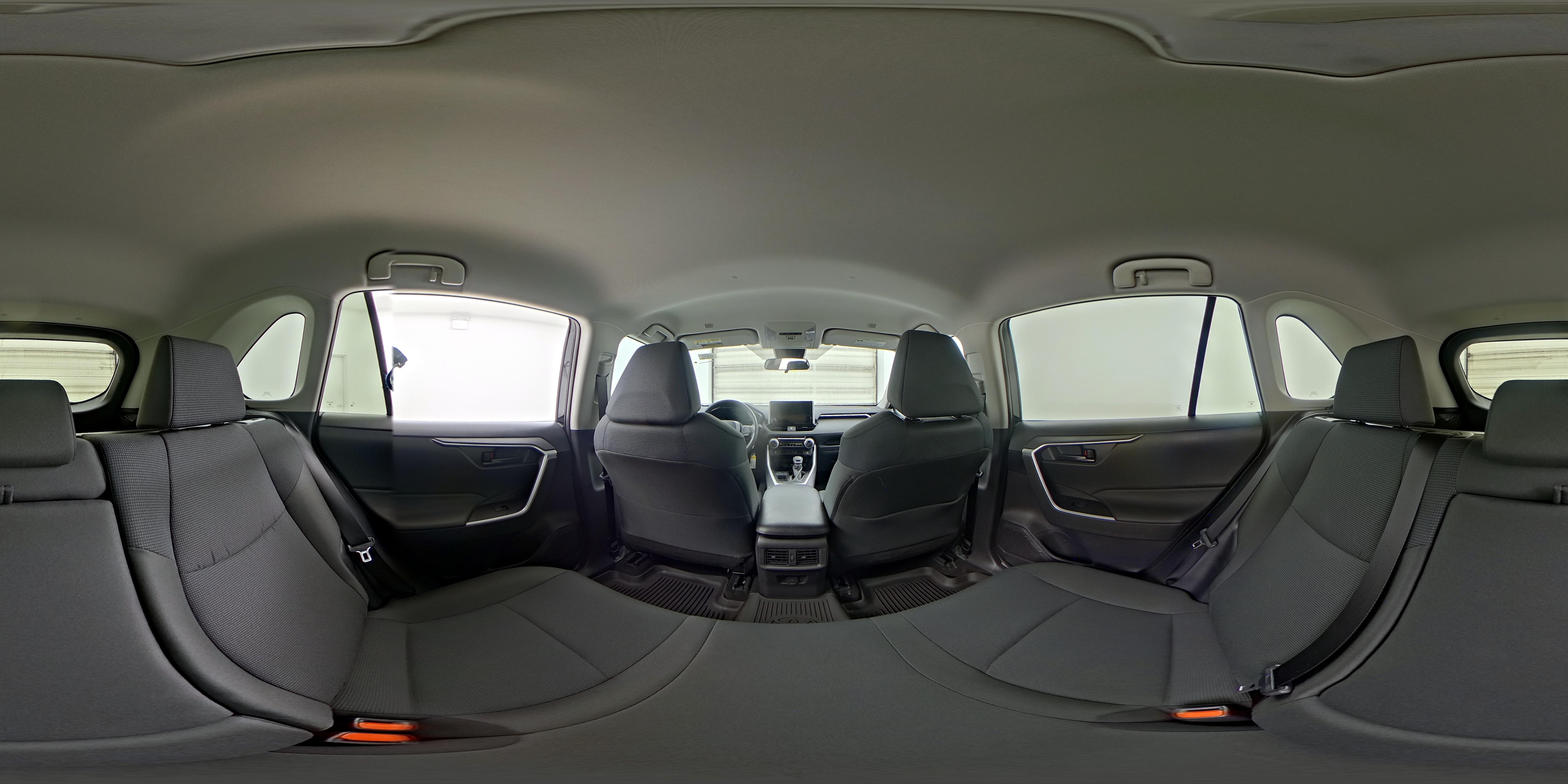 2025 Toyota RAV4 LE - Photo 26