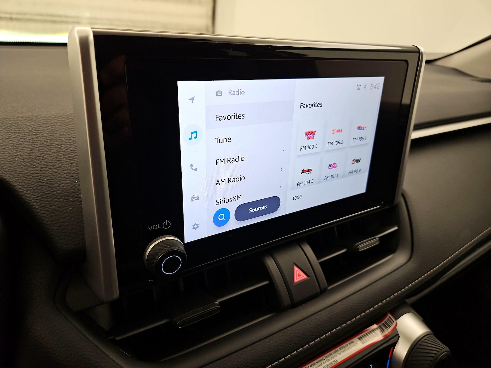 2025 Toyota RAV4 LE - Photo 16