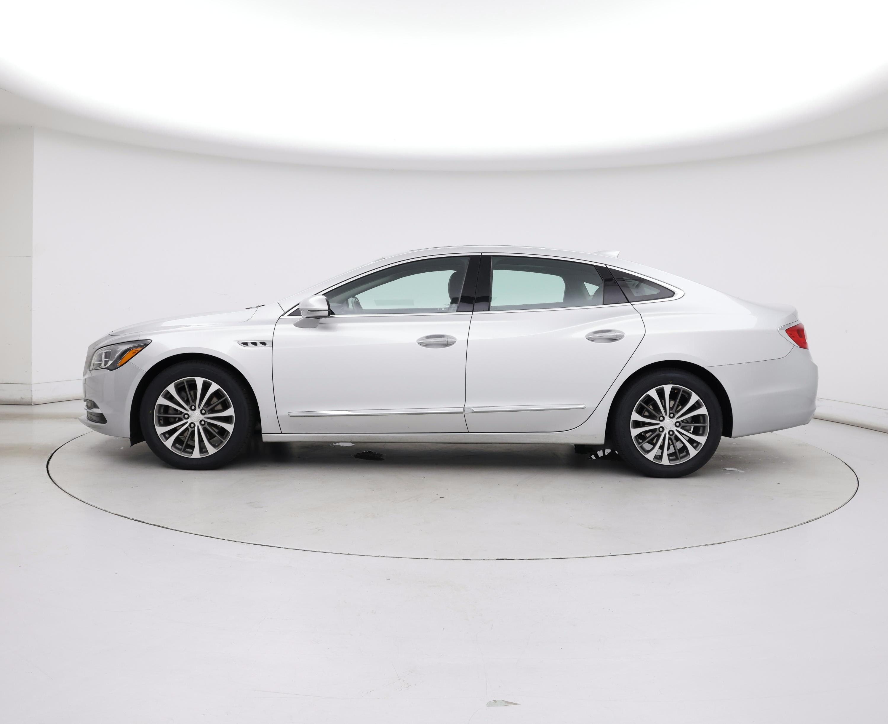 Thumbnail: 2018 Buick LaCrosse - 3