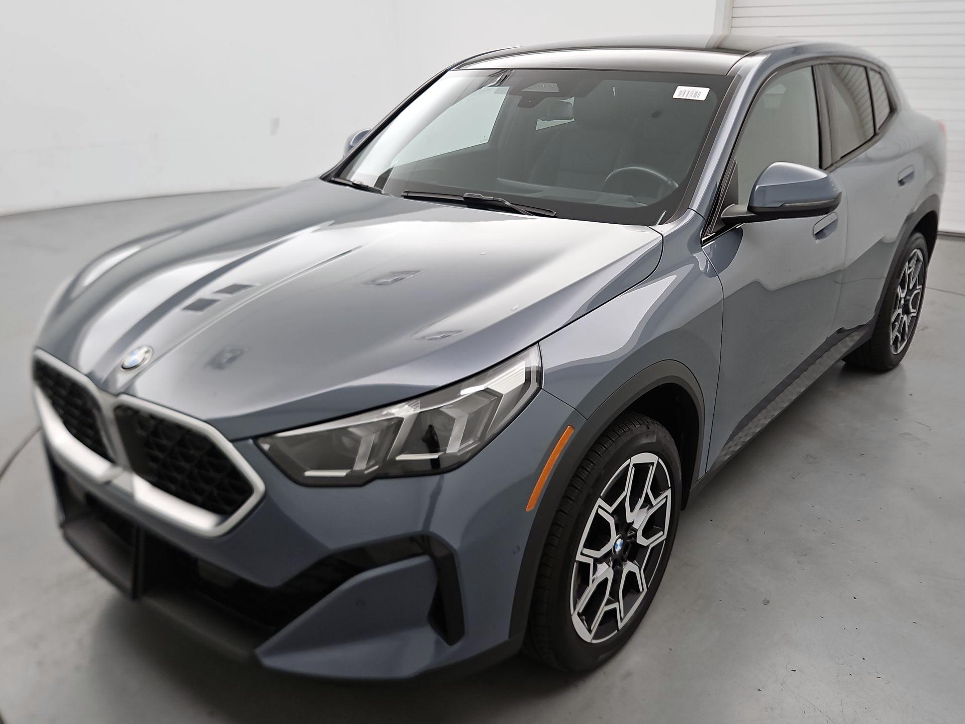 Thumbnail: 2025 BMW X2 - 3