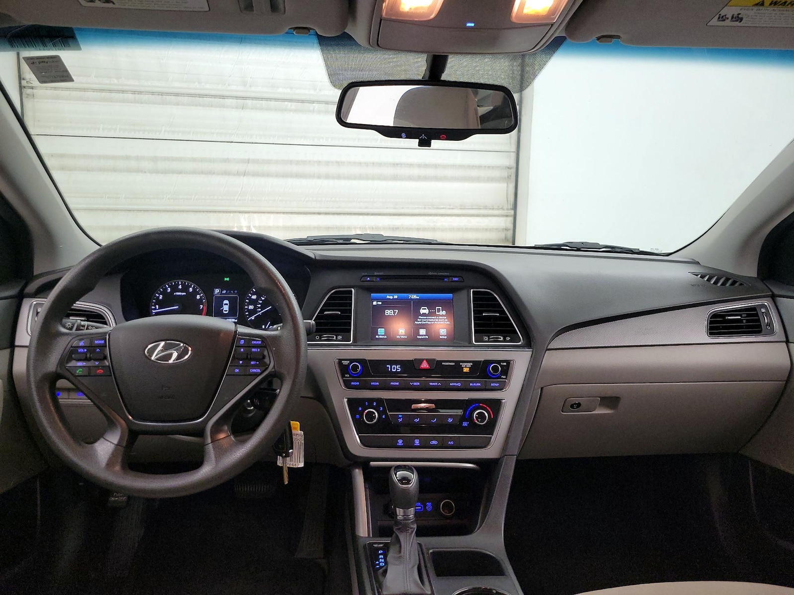 2016 Hyundai Sonata SE - Photo 10