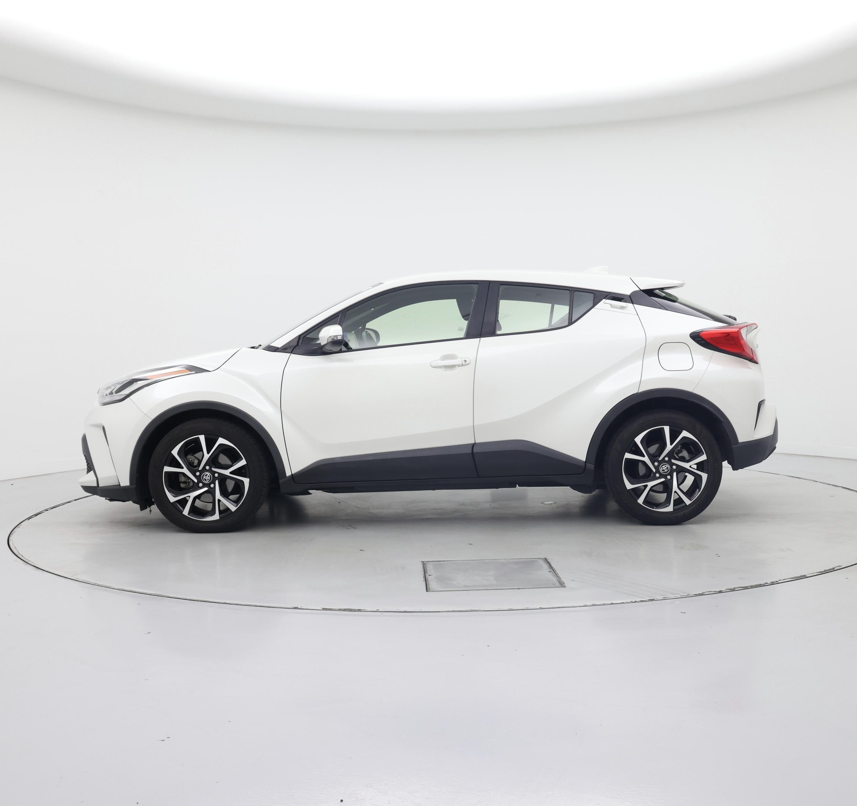 Thumbnail: 2021 Toyota C-HR - 3