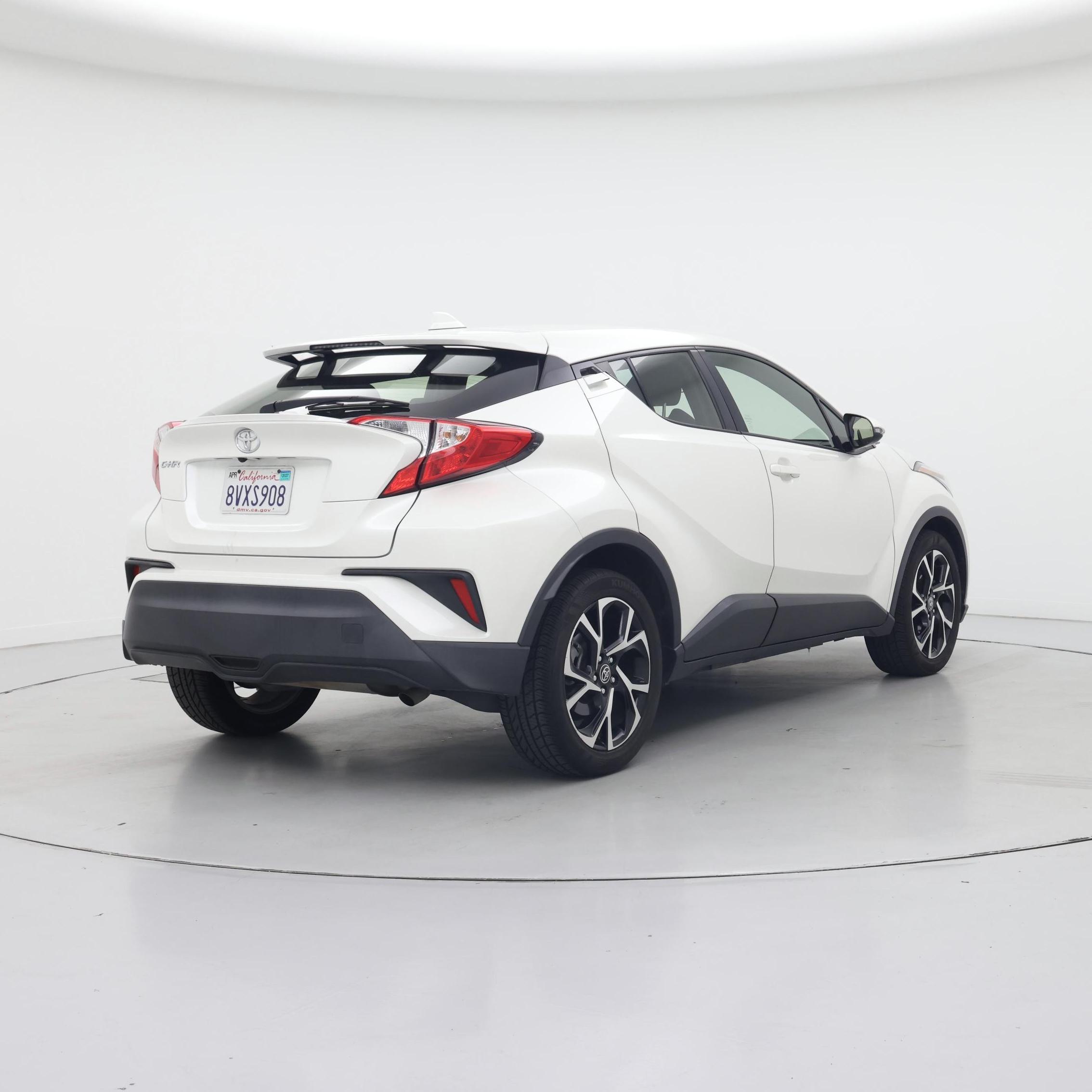Thumbnail: 2021 Toyota C-HR - 8