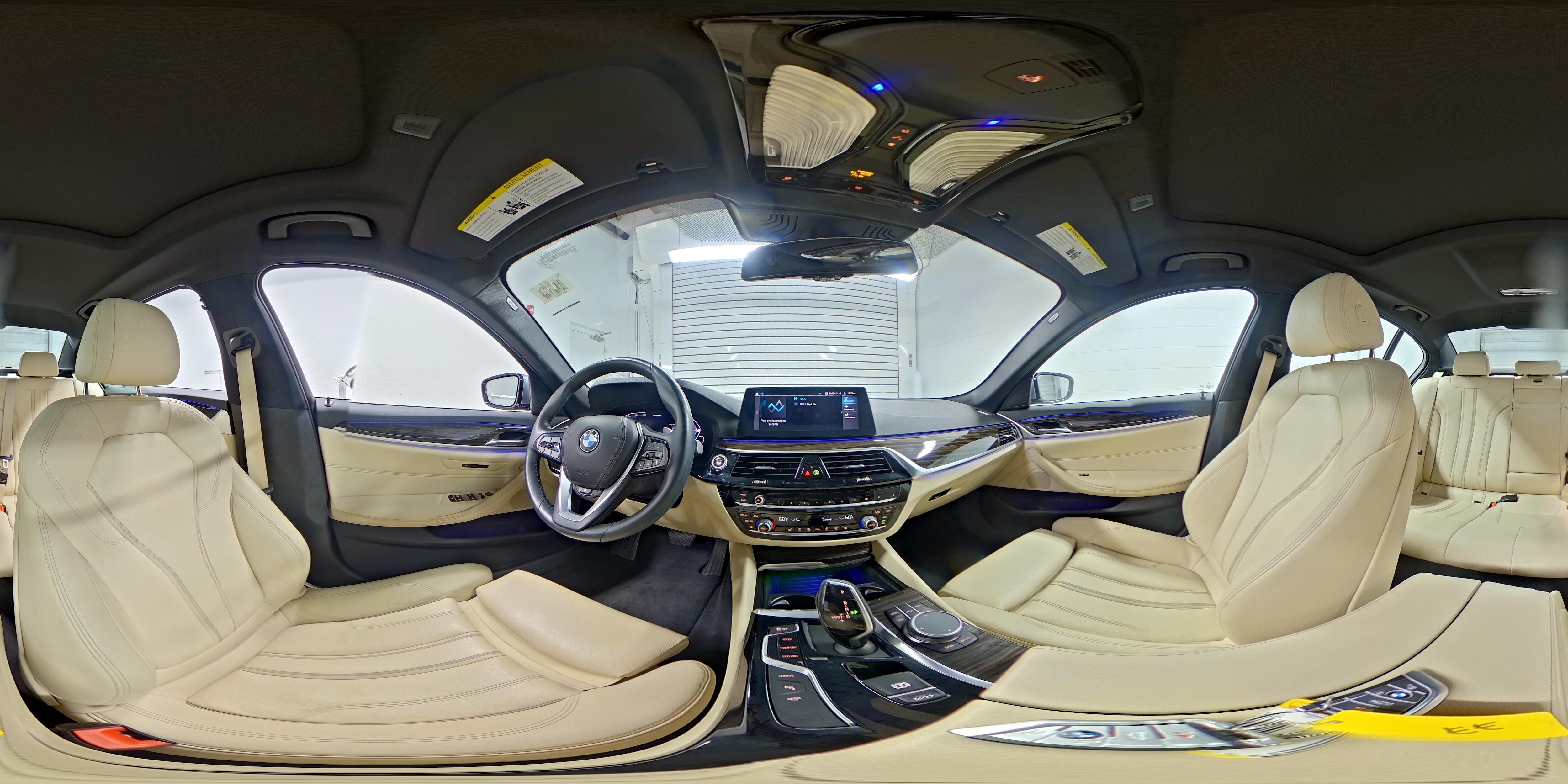 2020 BMW 5 Series 530e - Photo 18