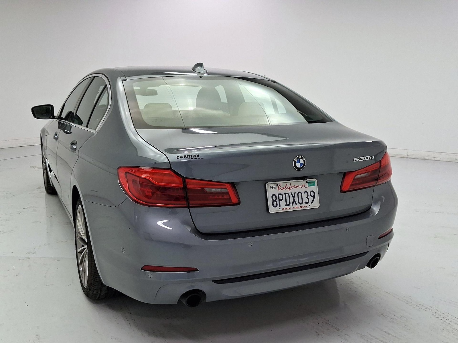 2020 BMW 5 Series 530e - Photo 7