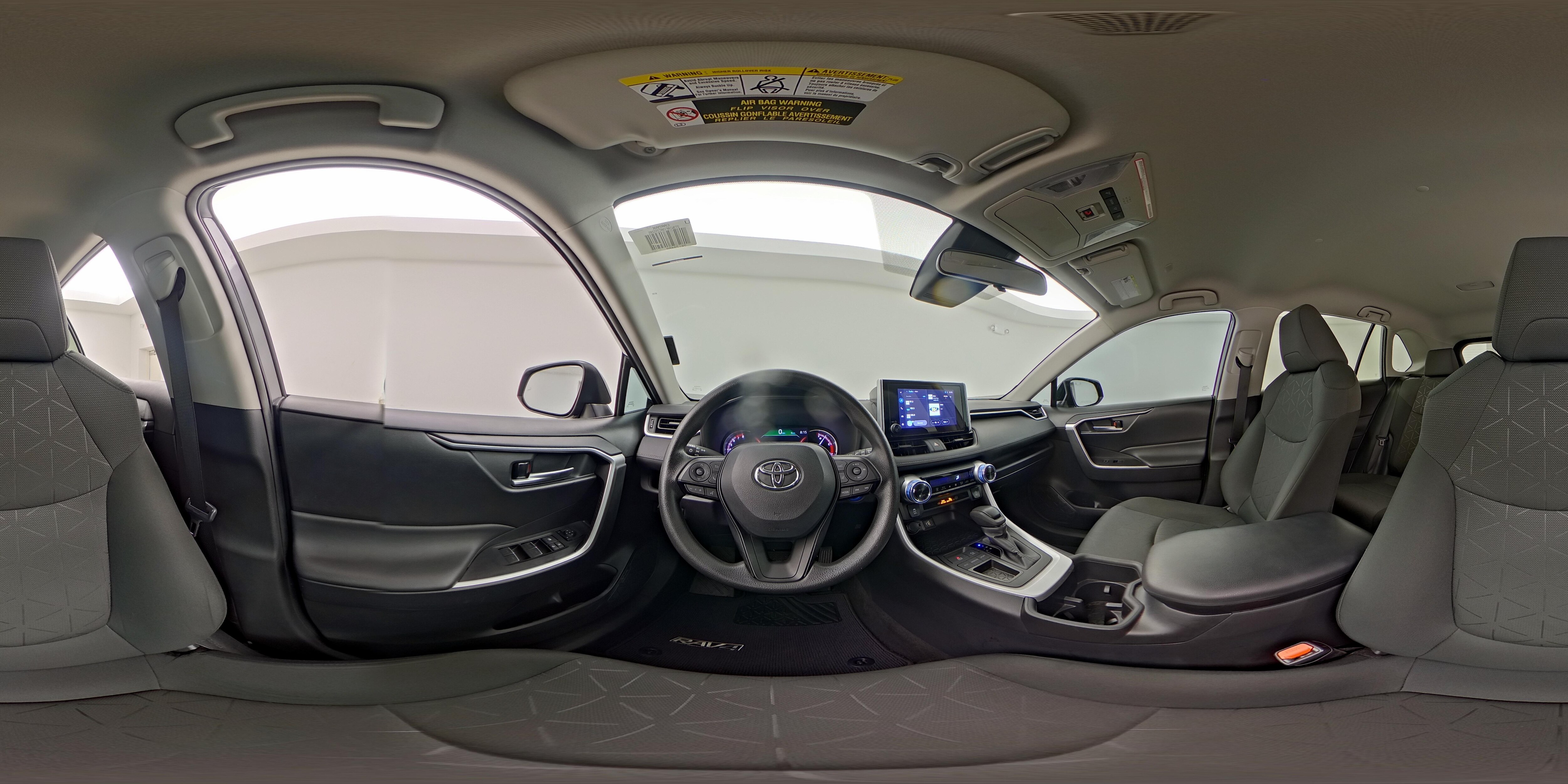 2024 Toyota RAV4 XLE - Photo 26