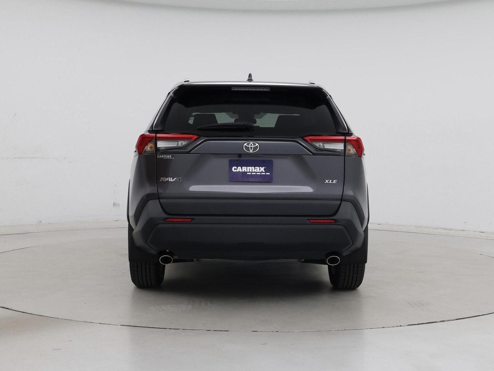 2024 Toyota RAV4 XLE - Photo 7