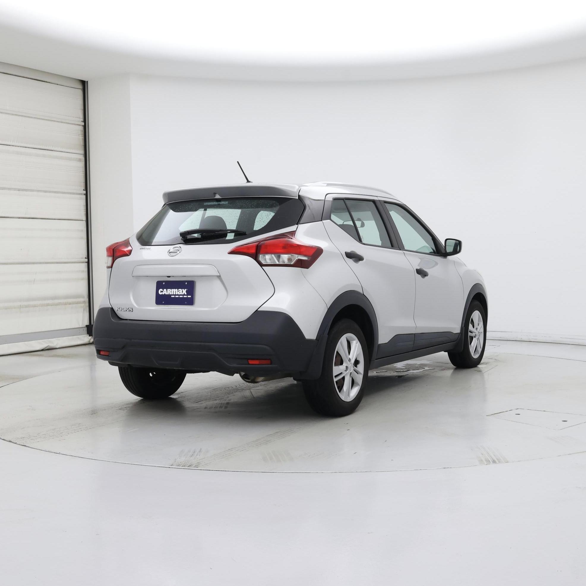 Thumbnail: 2018 Nissan Kicks - 8