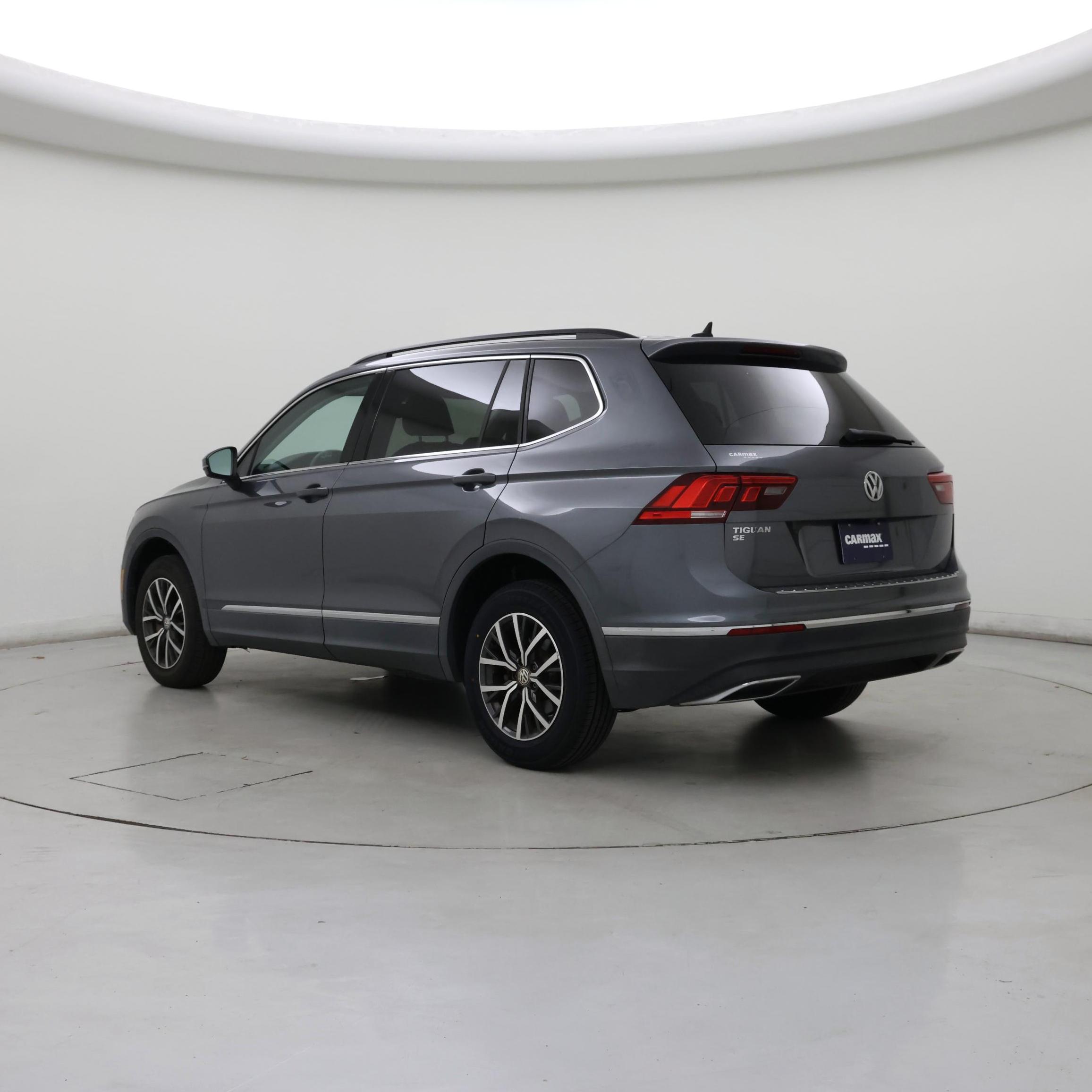 Thumbnail: 2020 Volkswagen Tiguan - 2