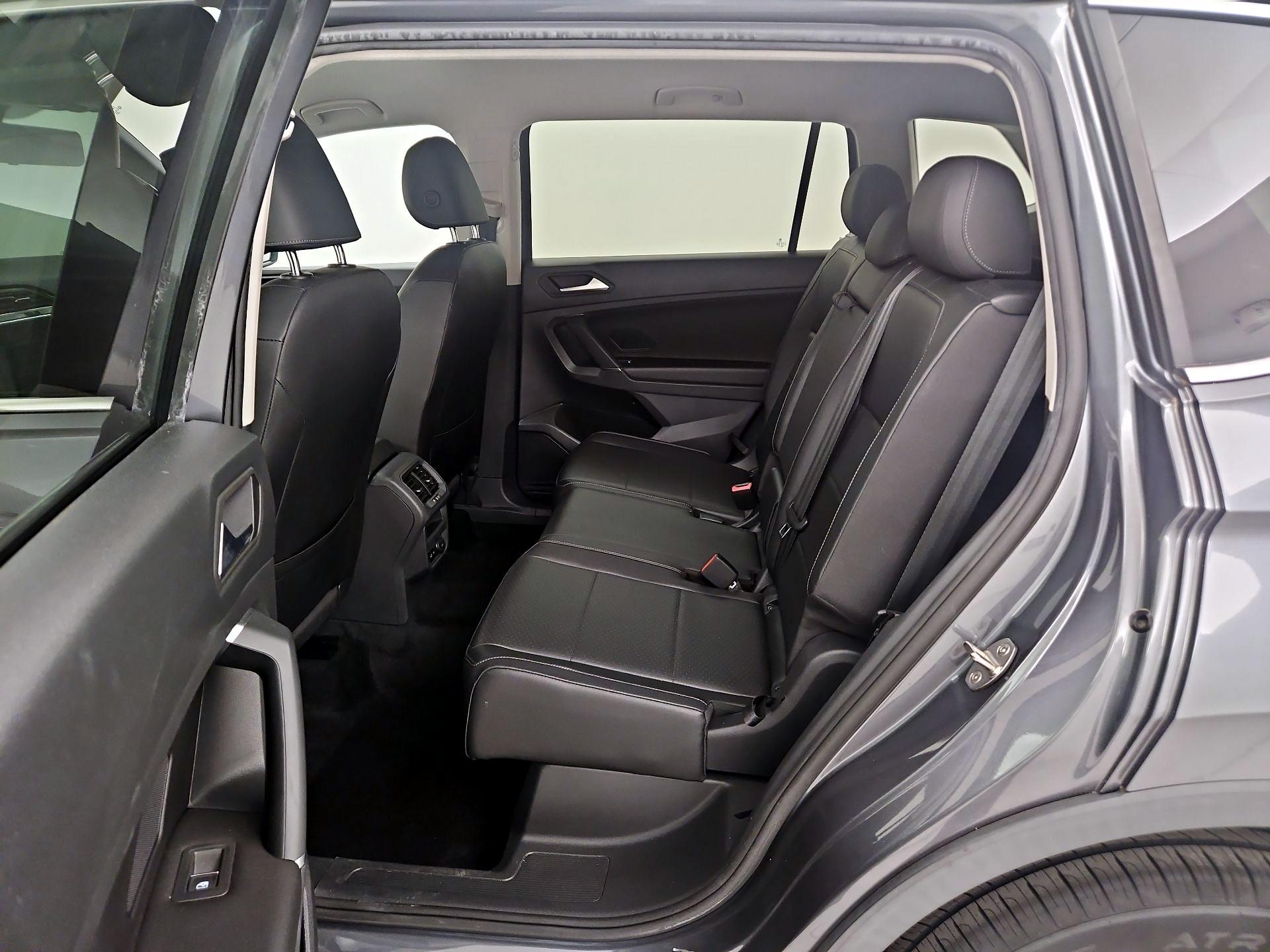 Thumbnail: 2020 Volkswagen Tiguan - 19