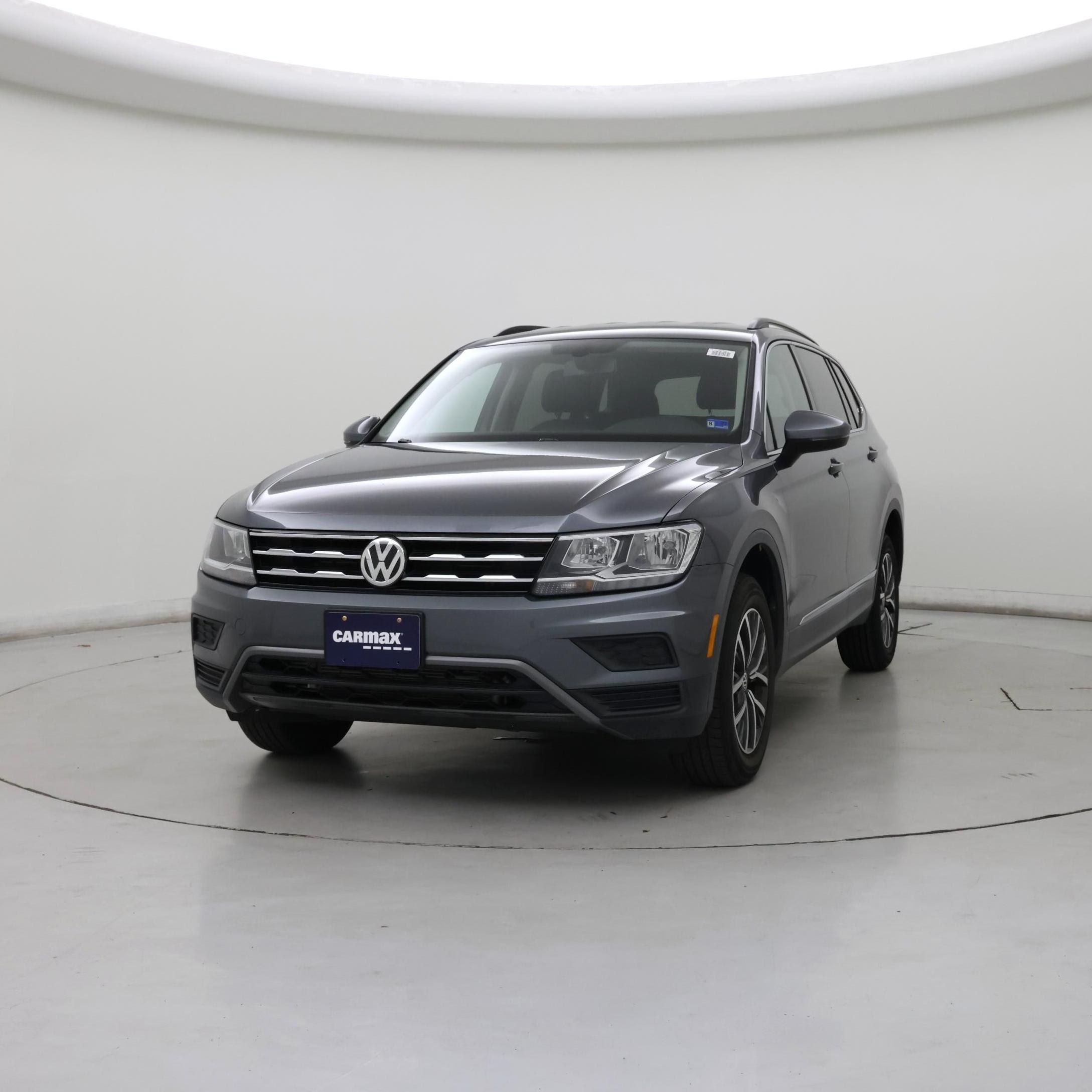 Thumbnail: 2020 Volkswagen Tiguan - 4