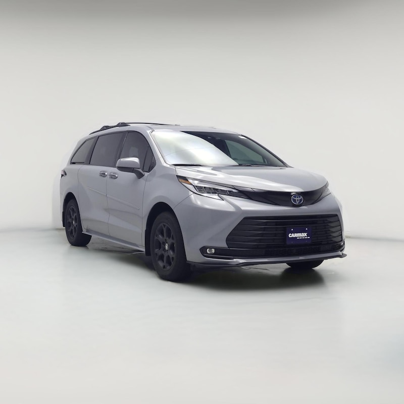 2025 Toyota Sienna XSE