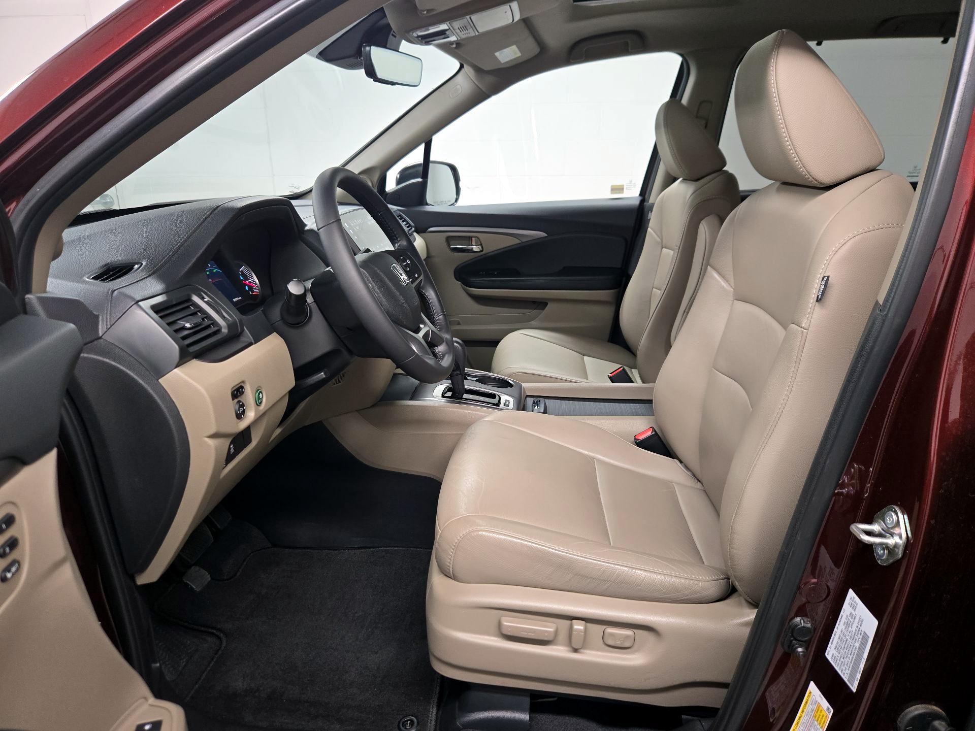Thumbnail: 2020 Honda Pilot - 11