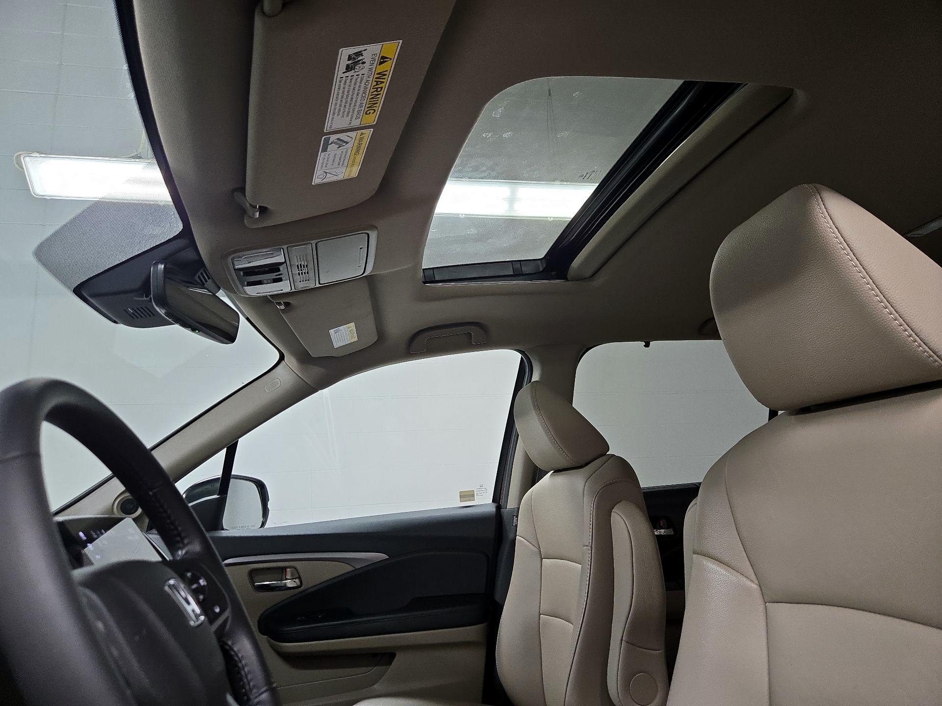 Thumbnail: 2020 Honda Pilot - 19