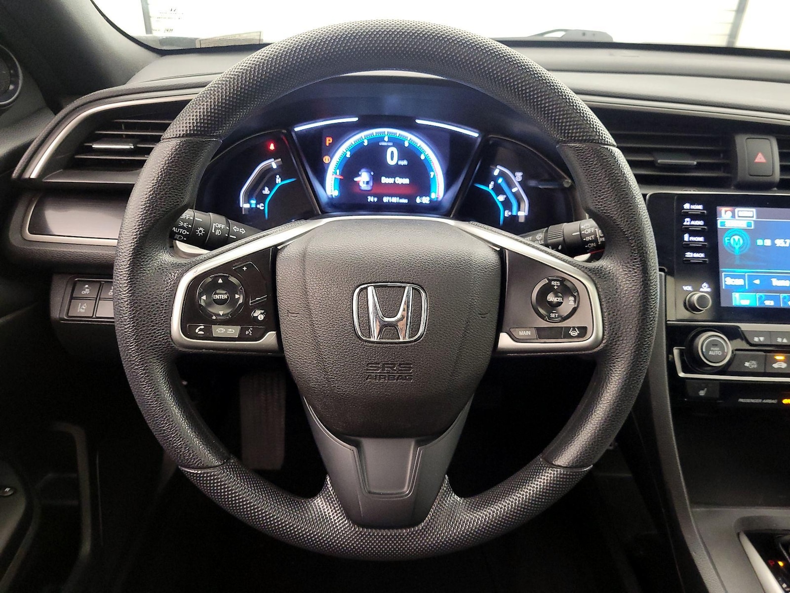 2020 Honda Civic Hatchback EX - Photo 11