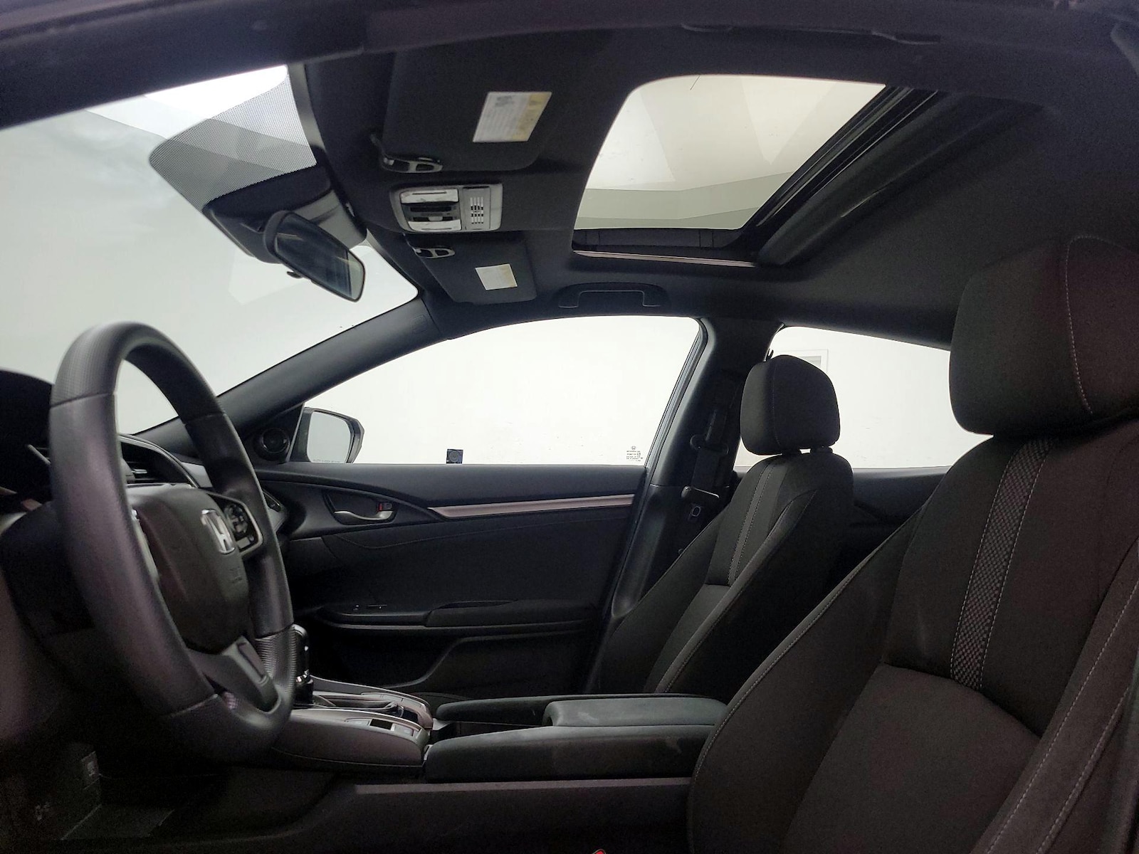 2020 Honda Civic Hatchback EX - Photo 20
