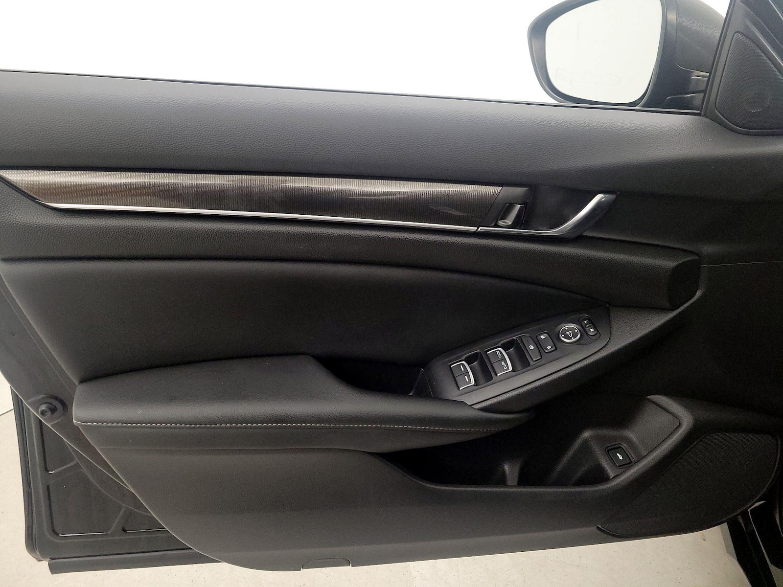 2022 Honda Accord Sport - Photo 13